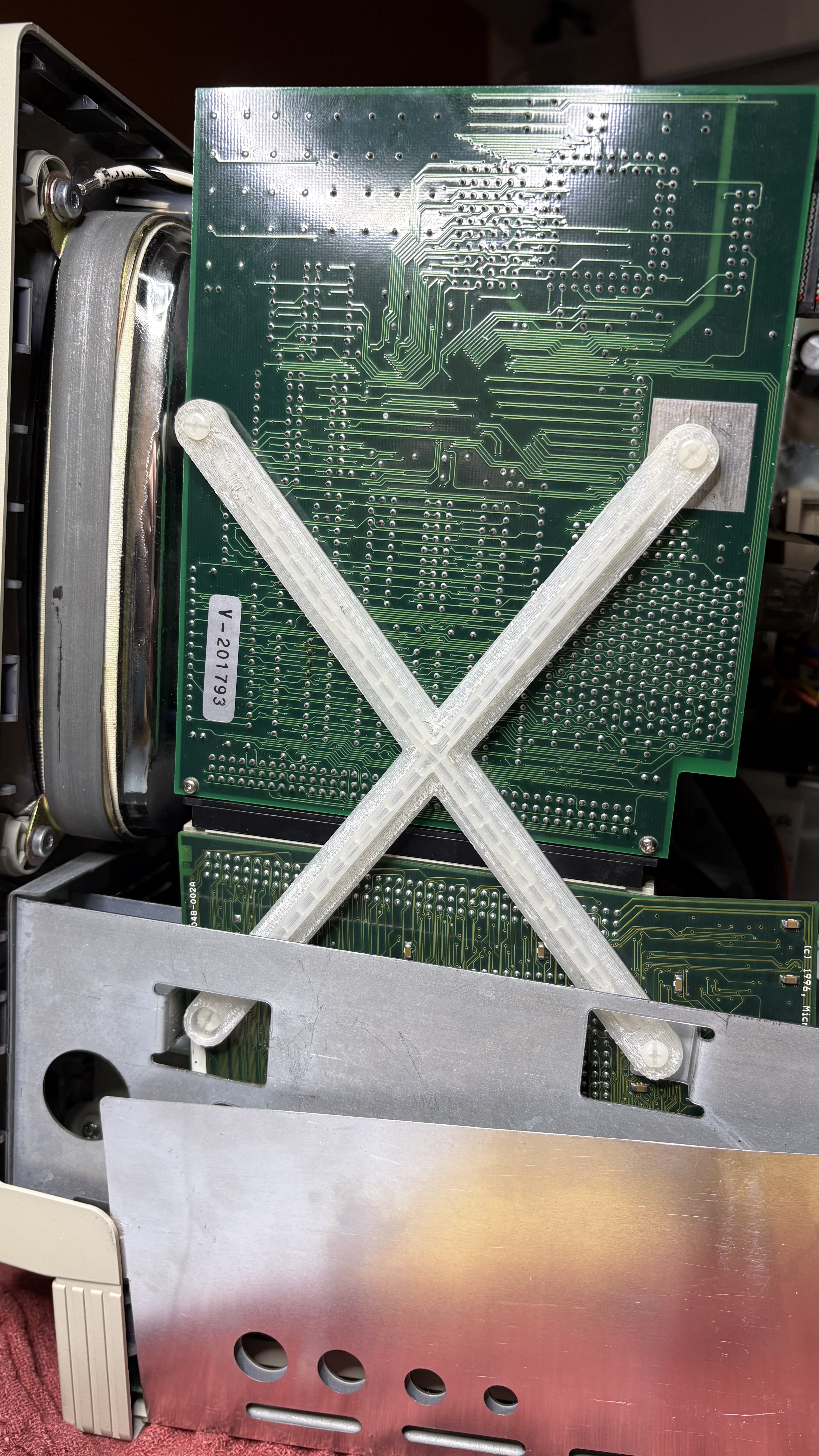 Macintosh SE/30 Diimo 030 stack support