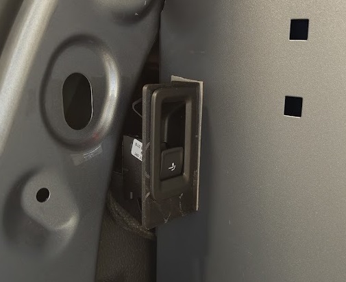 ID.Buzz trailer hitch switch bracket