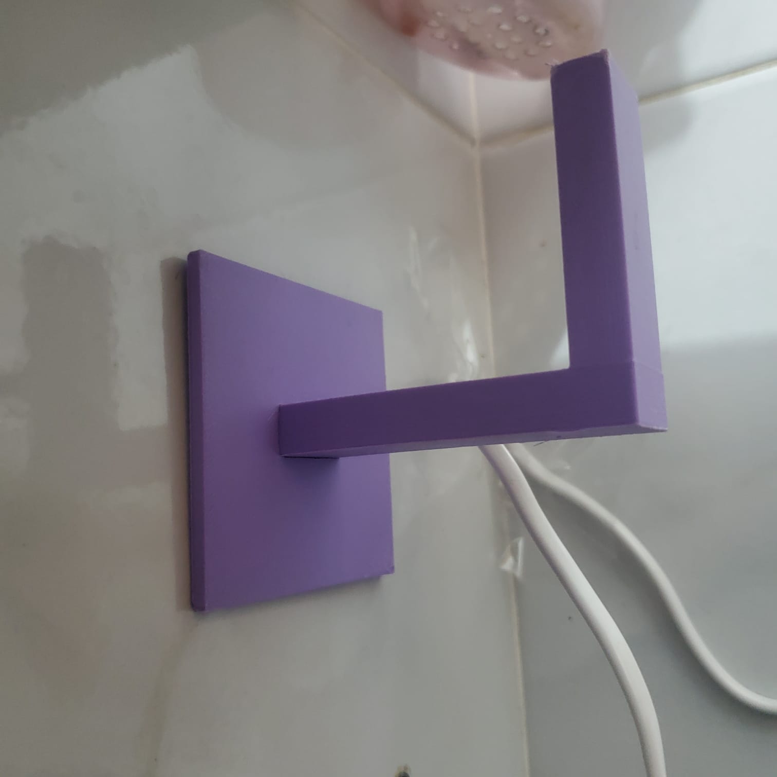 Miniatura 2 do modelo 3D Wall Hook – Simple and Strong
