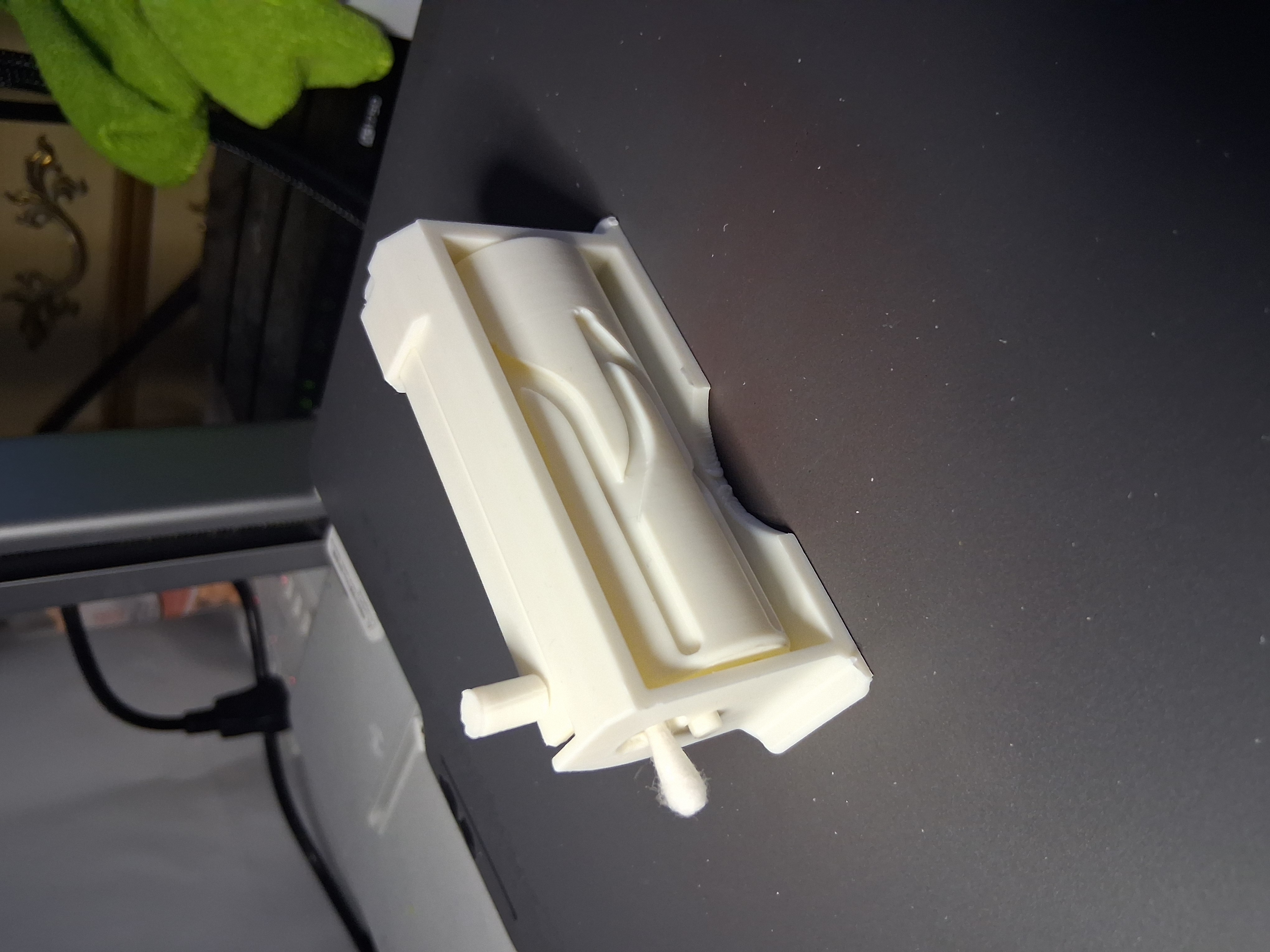 qtip dispenser
