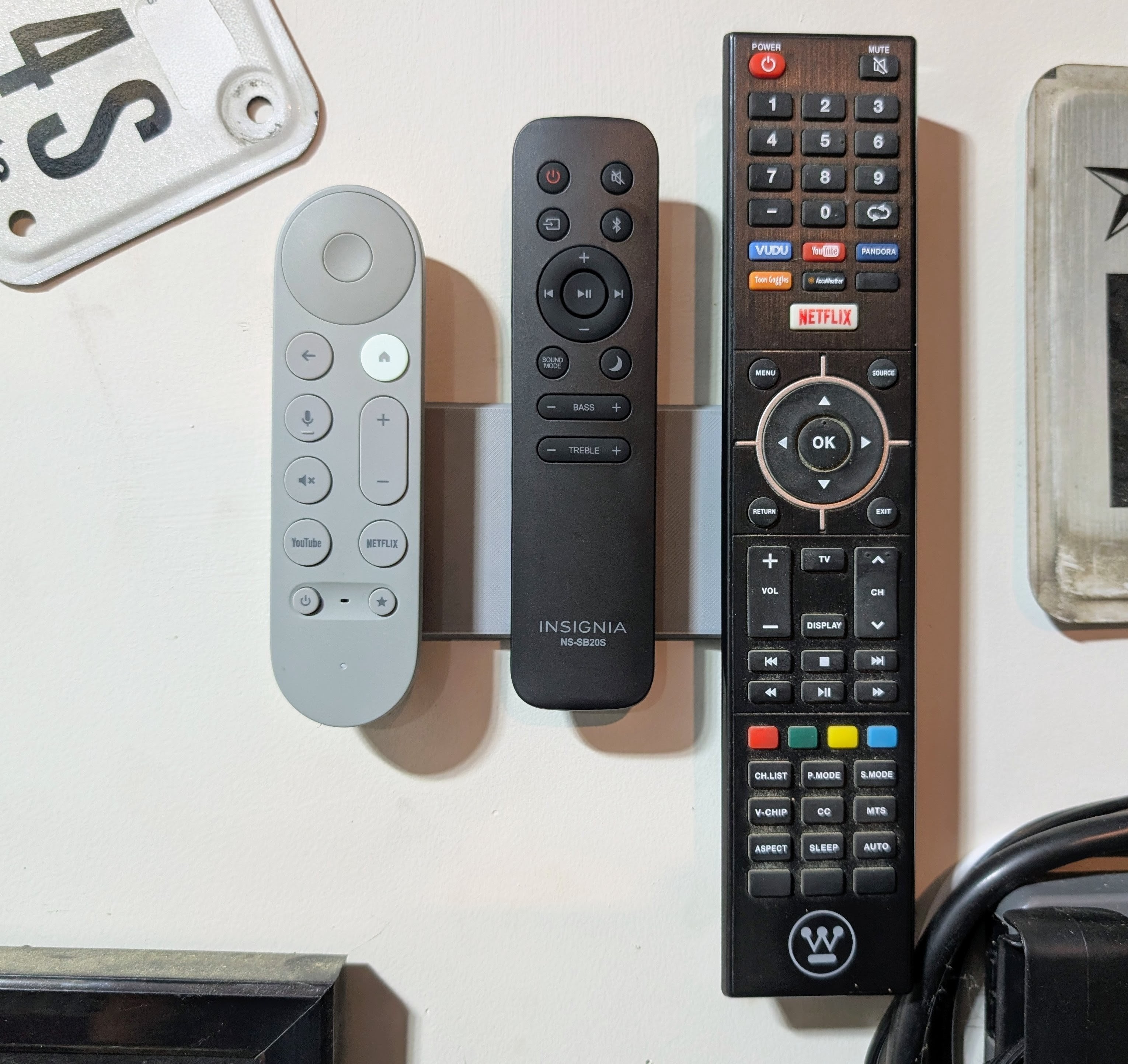 Flexi-Mount Magnetic Organizer