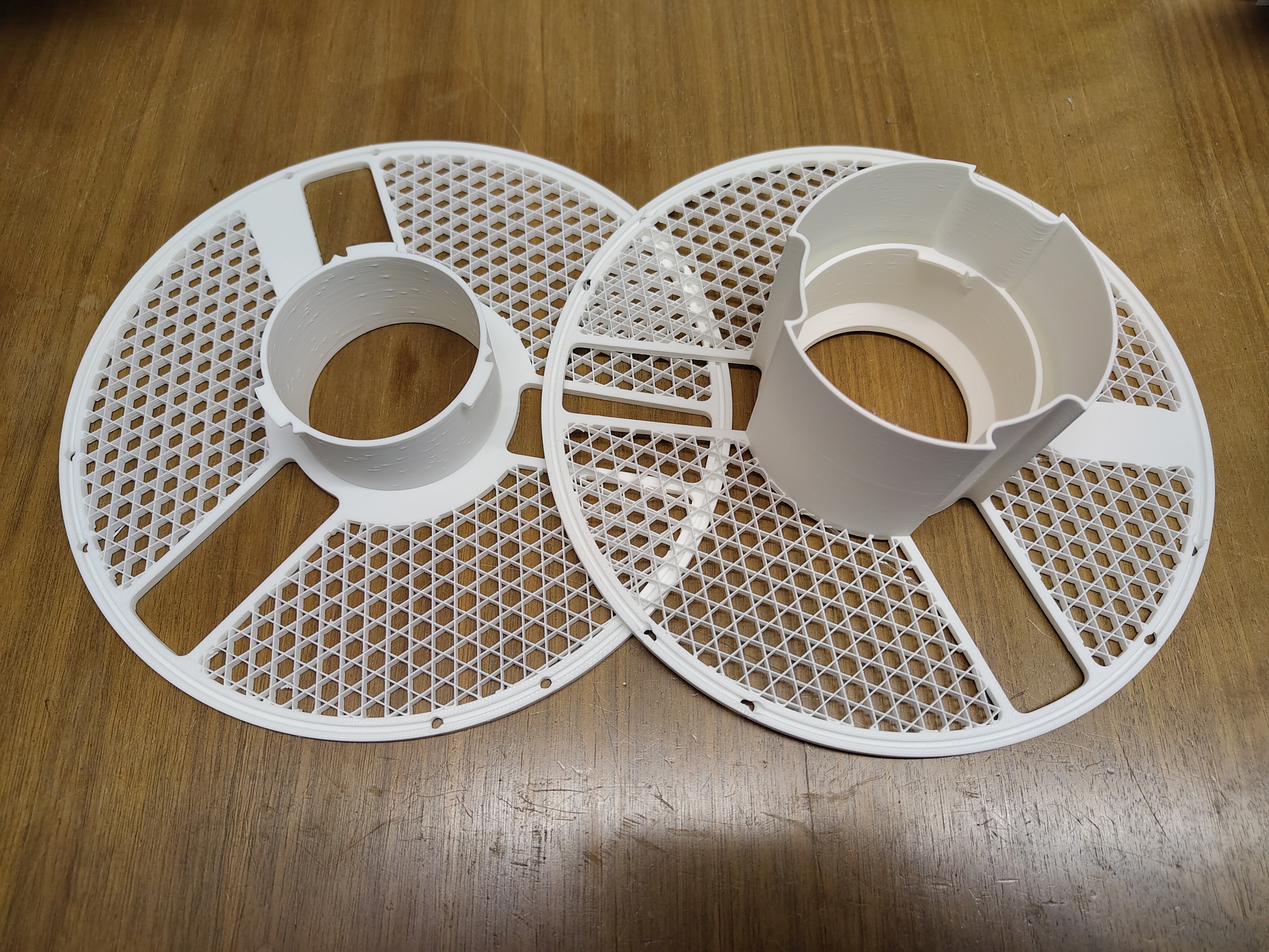 Miniatura 2 do modelo 3D Parametrizable OpenSCAD spool
