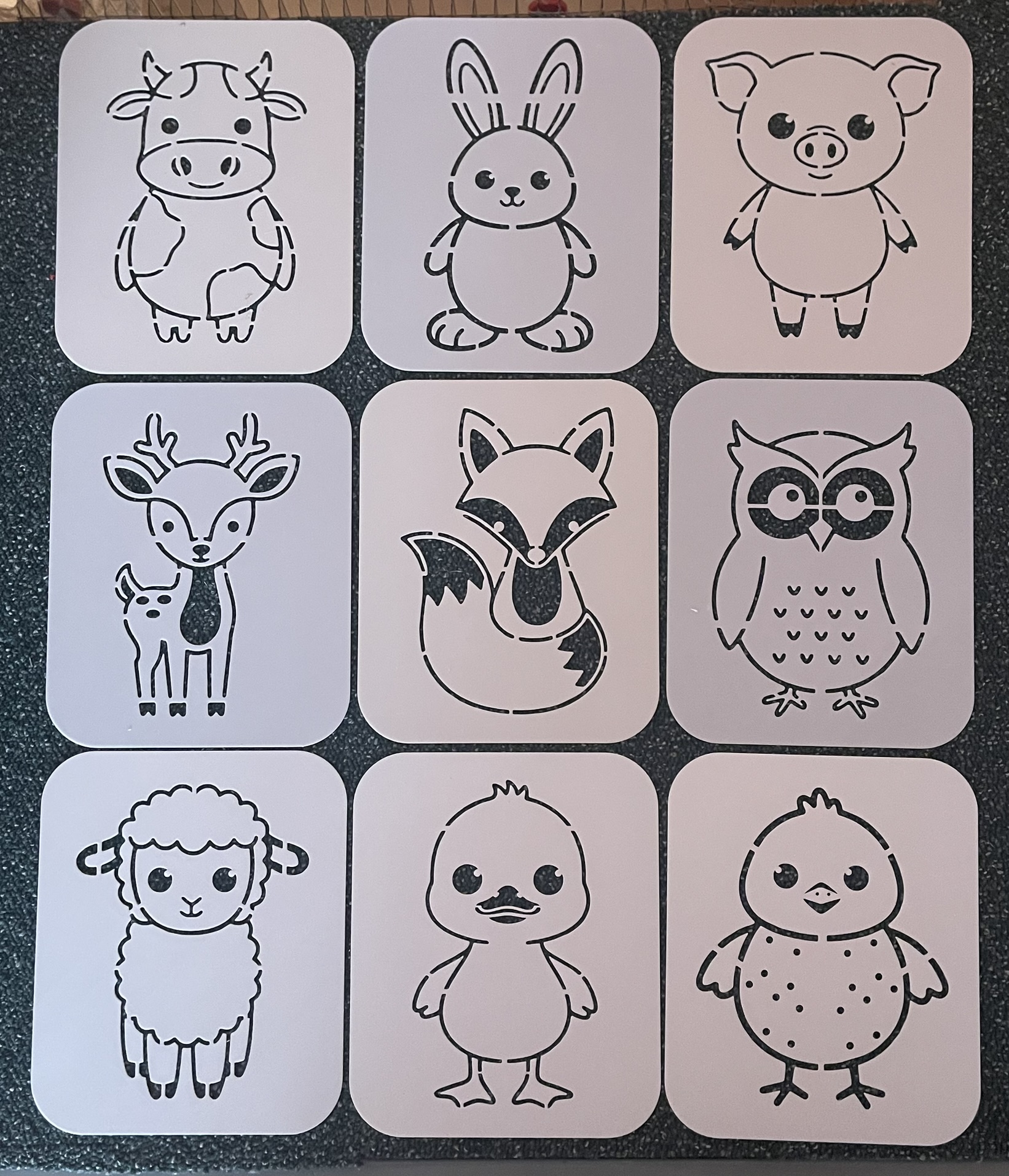 18x Animal Stencil Templates (for Sponge, Brush, or Airbrush)