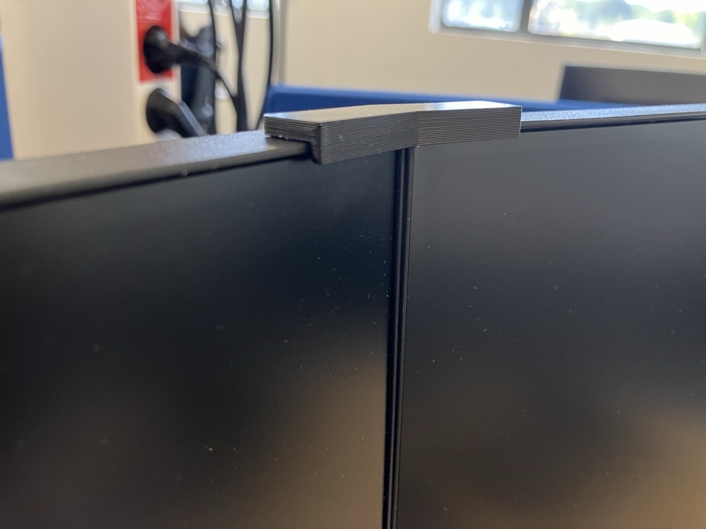 Universal dual monitor coupler