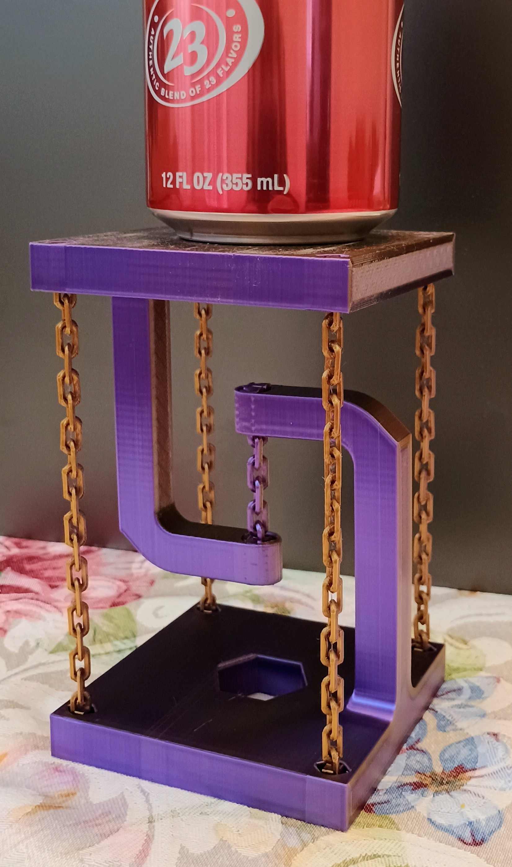 Tensegrity table, separate chains, no support, no screws, no glue