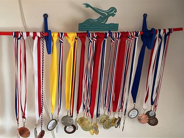 Medal holder