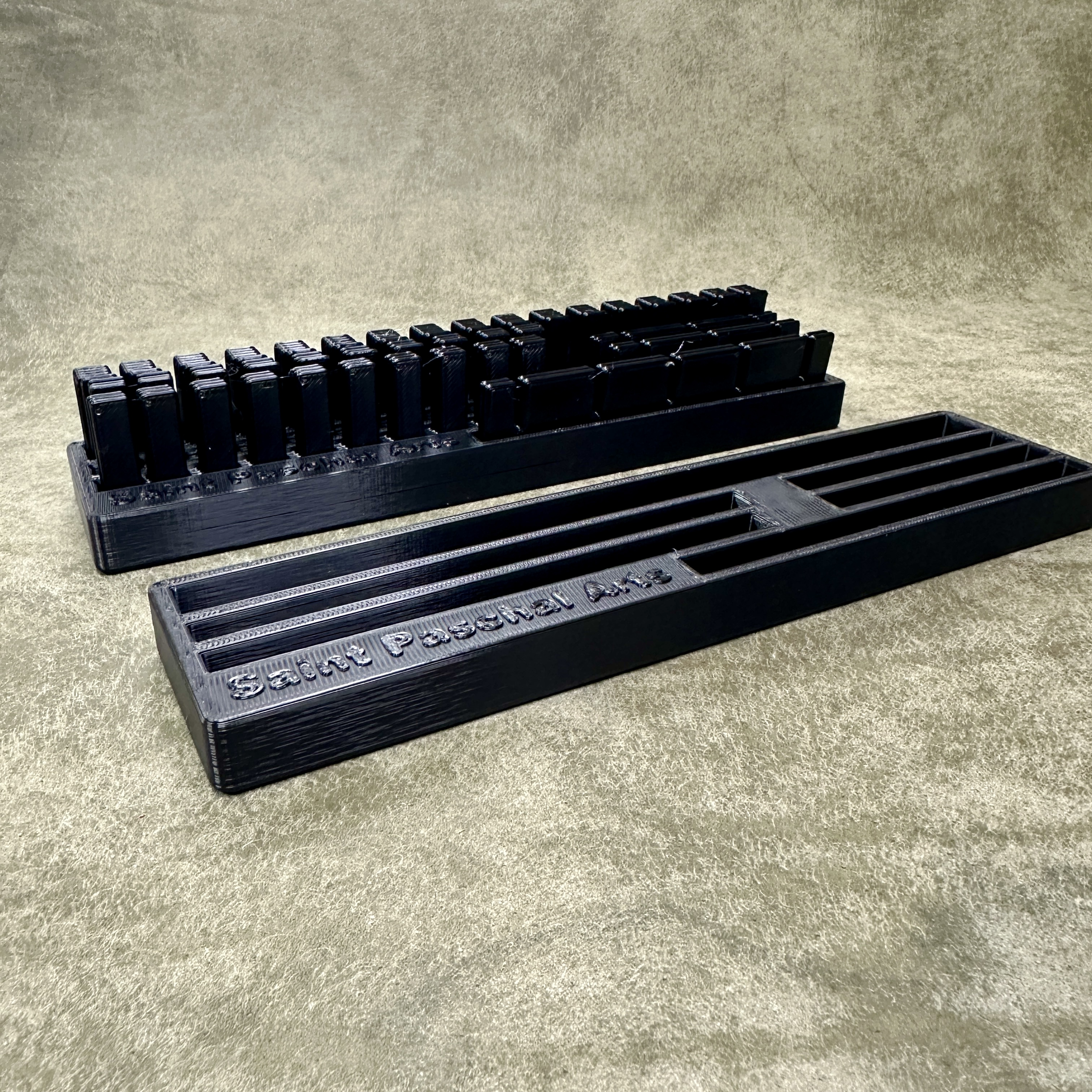 Holder for Leather Edge Dyeing & Drying Rack - Expandable Display