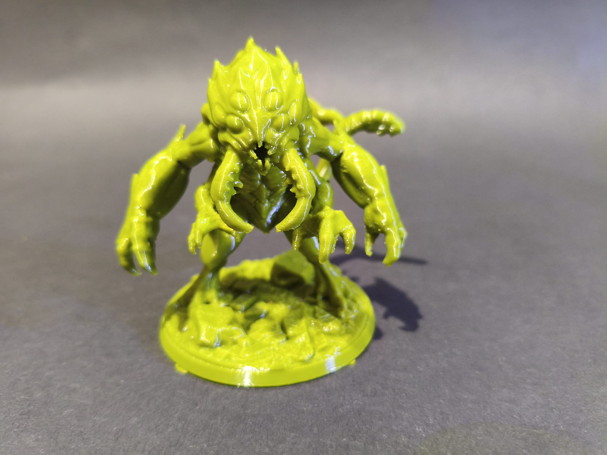 Chitinous Swarm Horror Alien Miniature