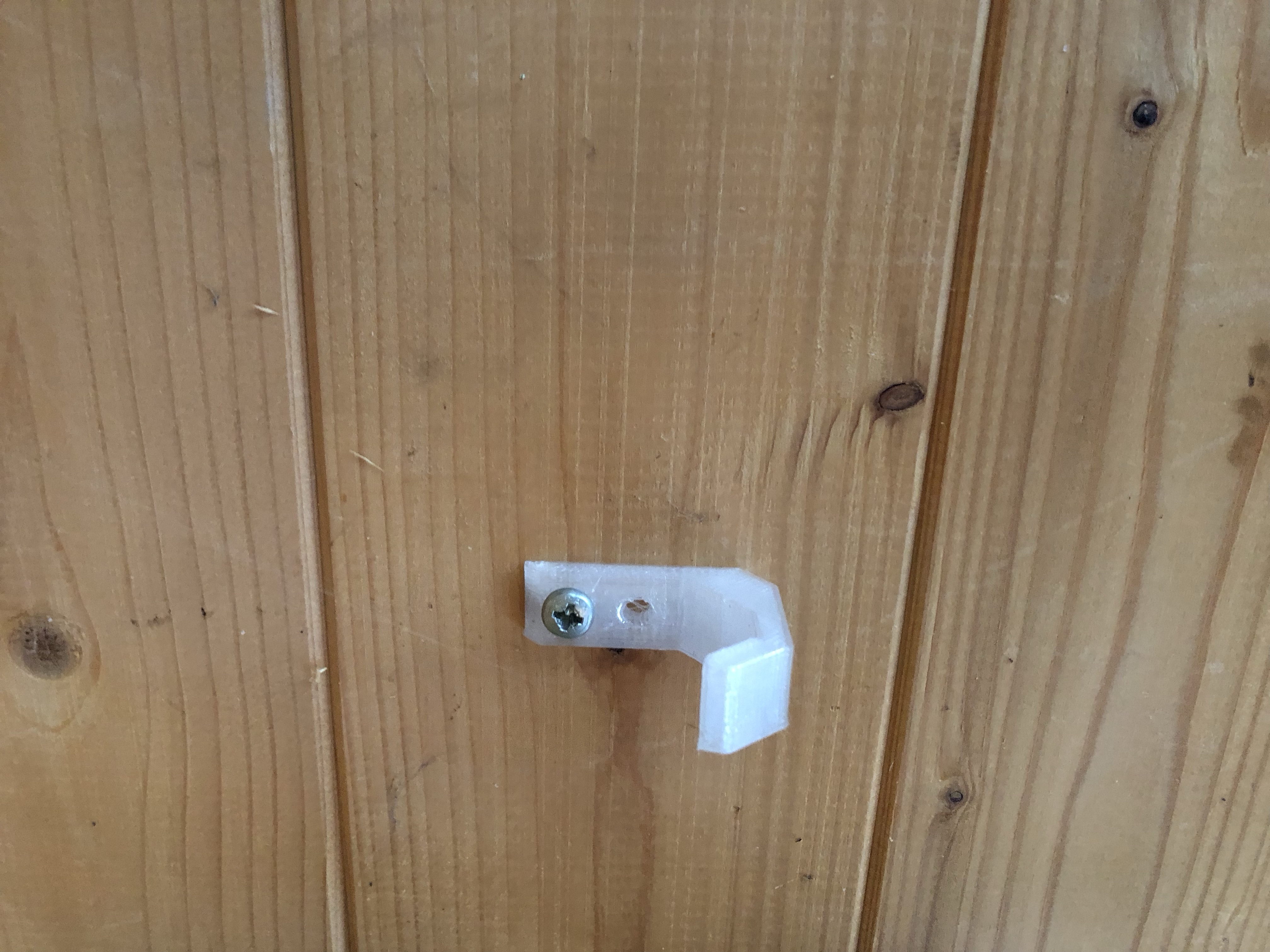 Wandhaken für Gartengeräte, Wall hook for garden tools.