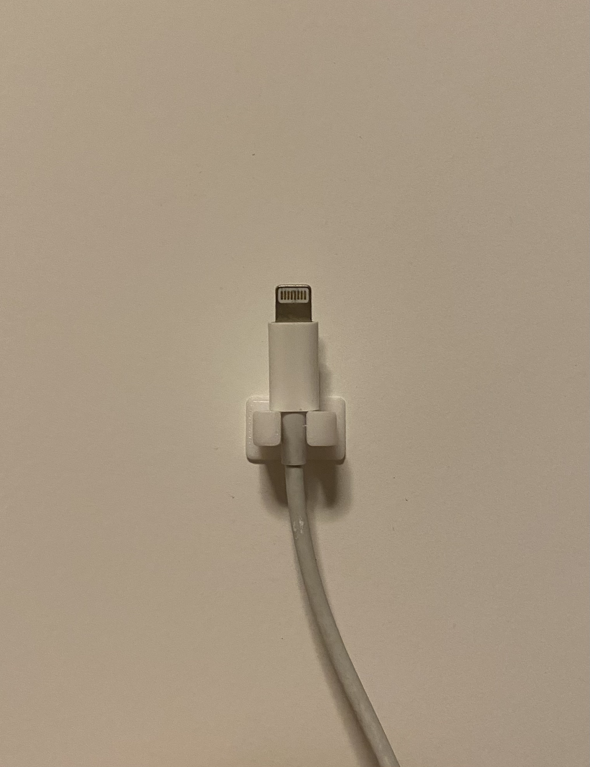 Cable holder ~1.2g