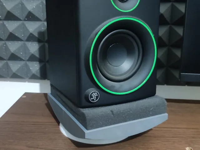 Orbit Speaker Stand