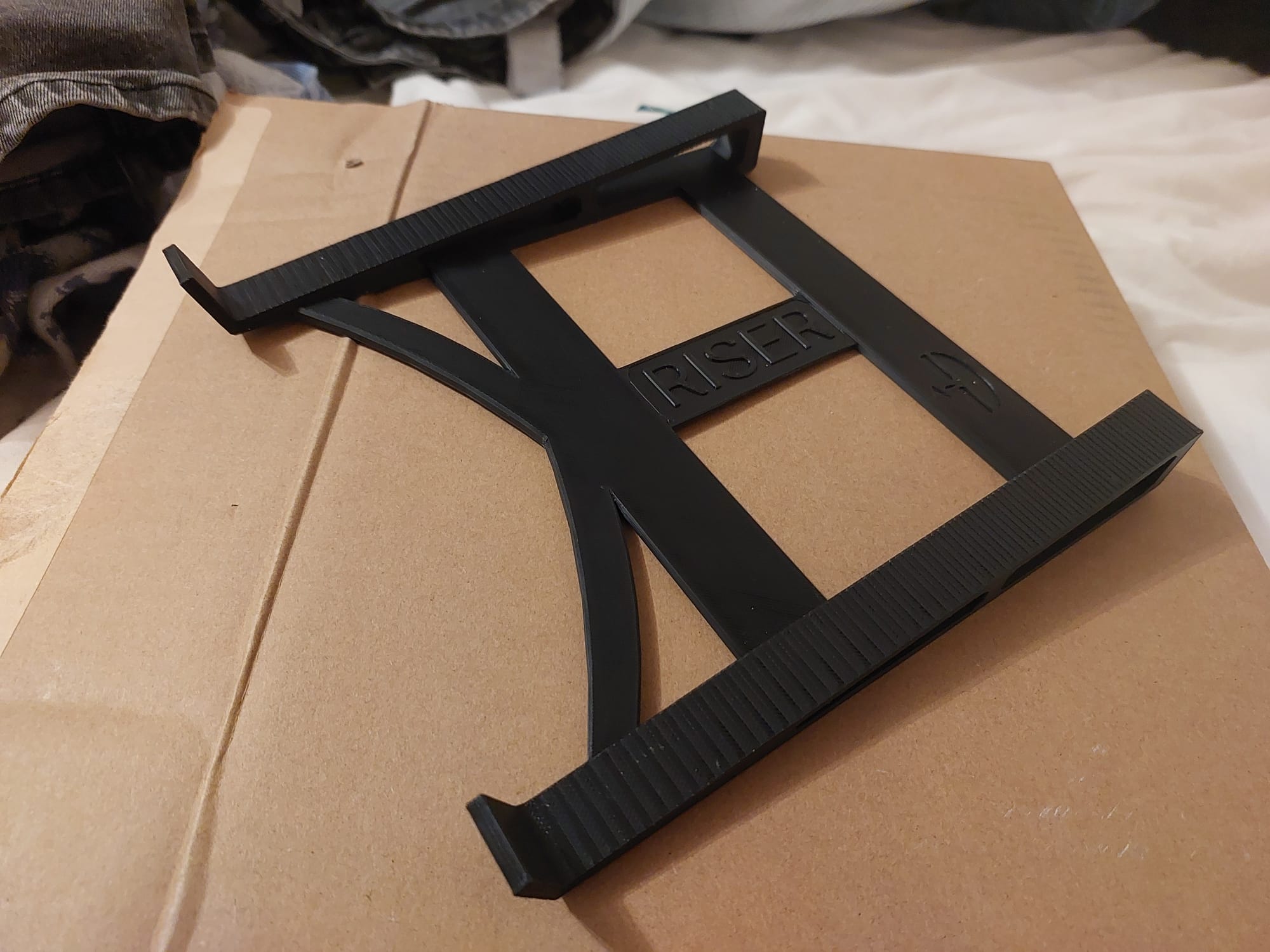 15.6" Laptop Riser