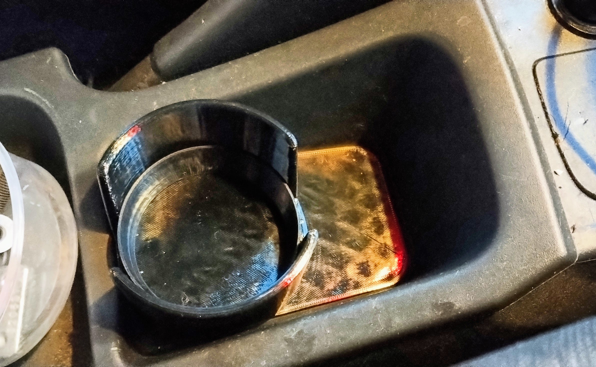 Mercedes Citan cup holder (may fit Kangoo?)