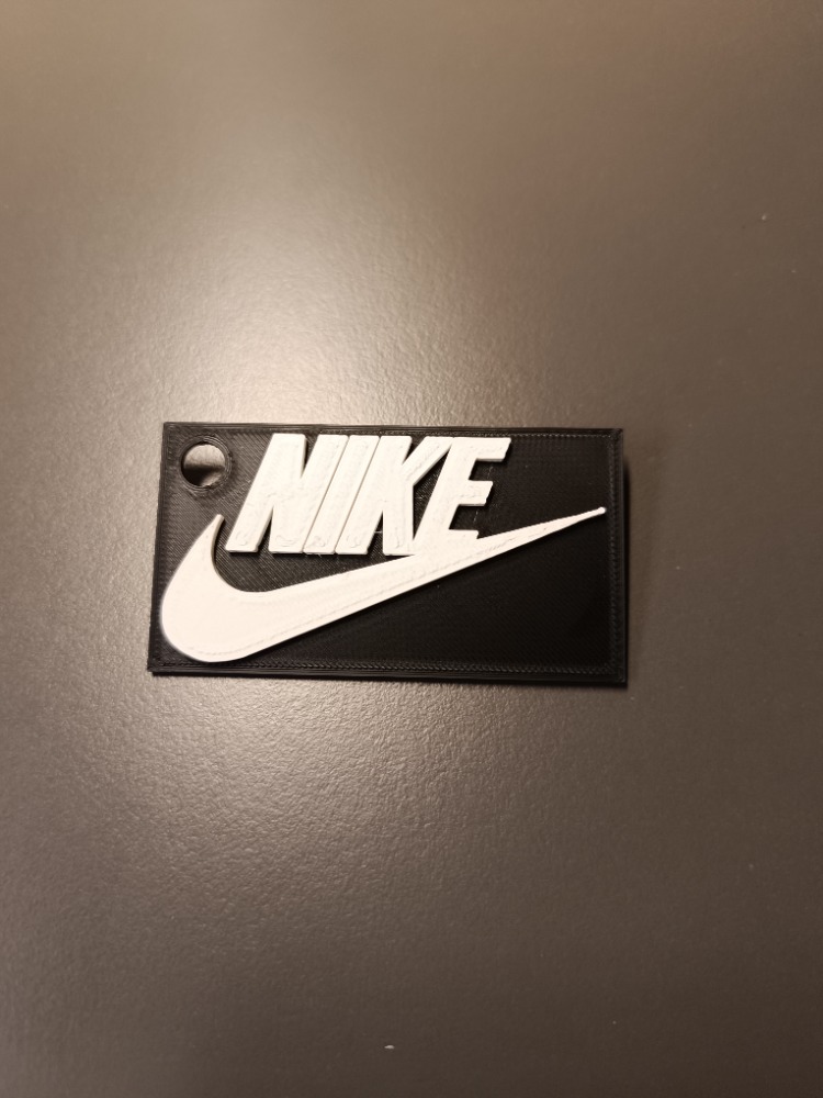 NIKE KEYCHAIN — thumbnail 3