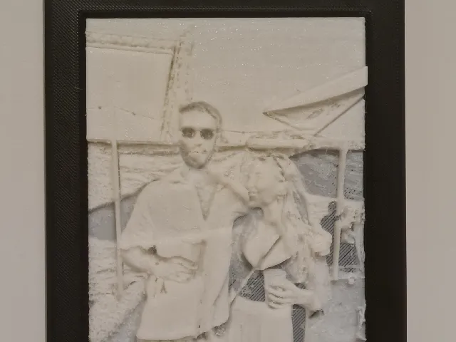 Simple parametric photo frame
