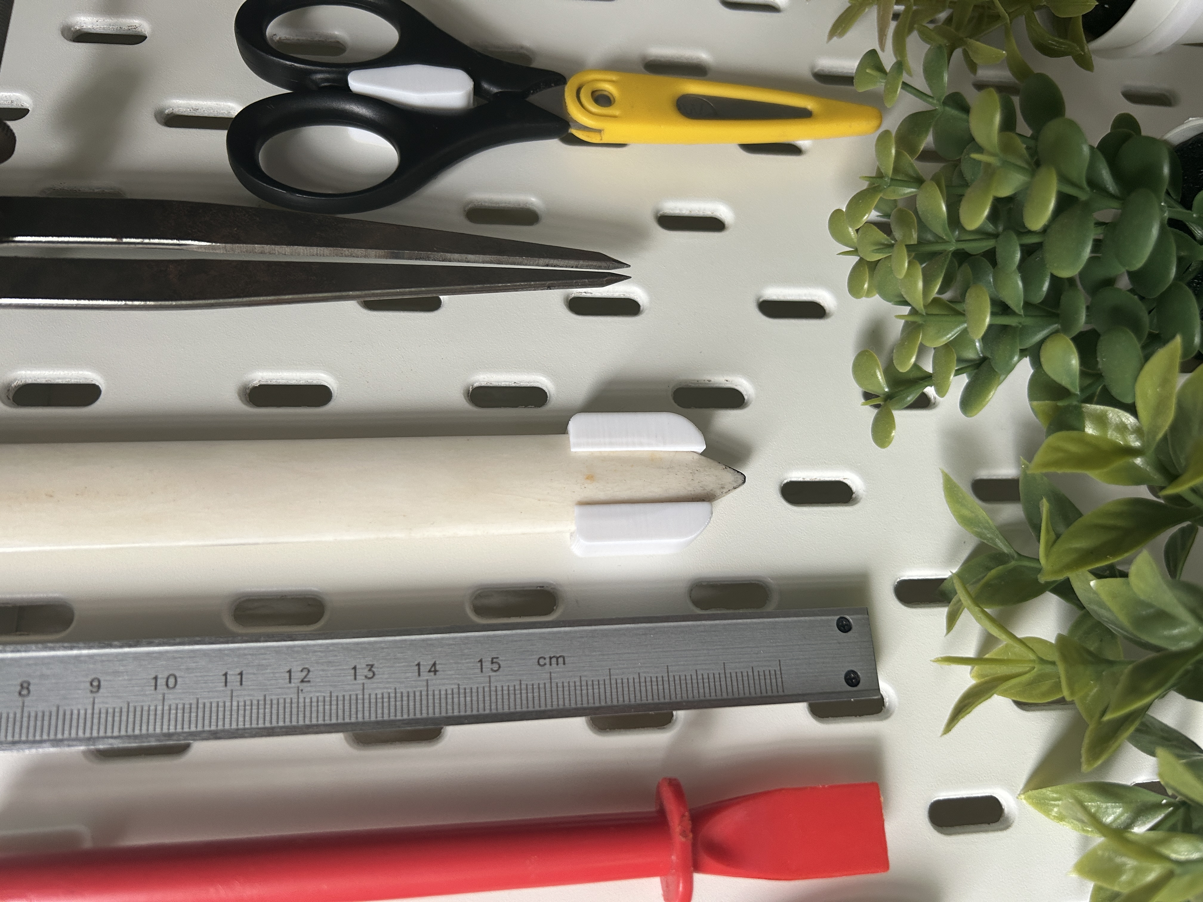 Bone folder holder for IKEA Skadis (SUMS)