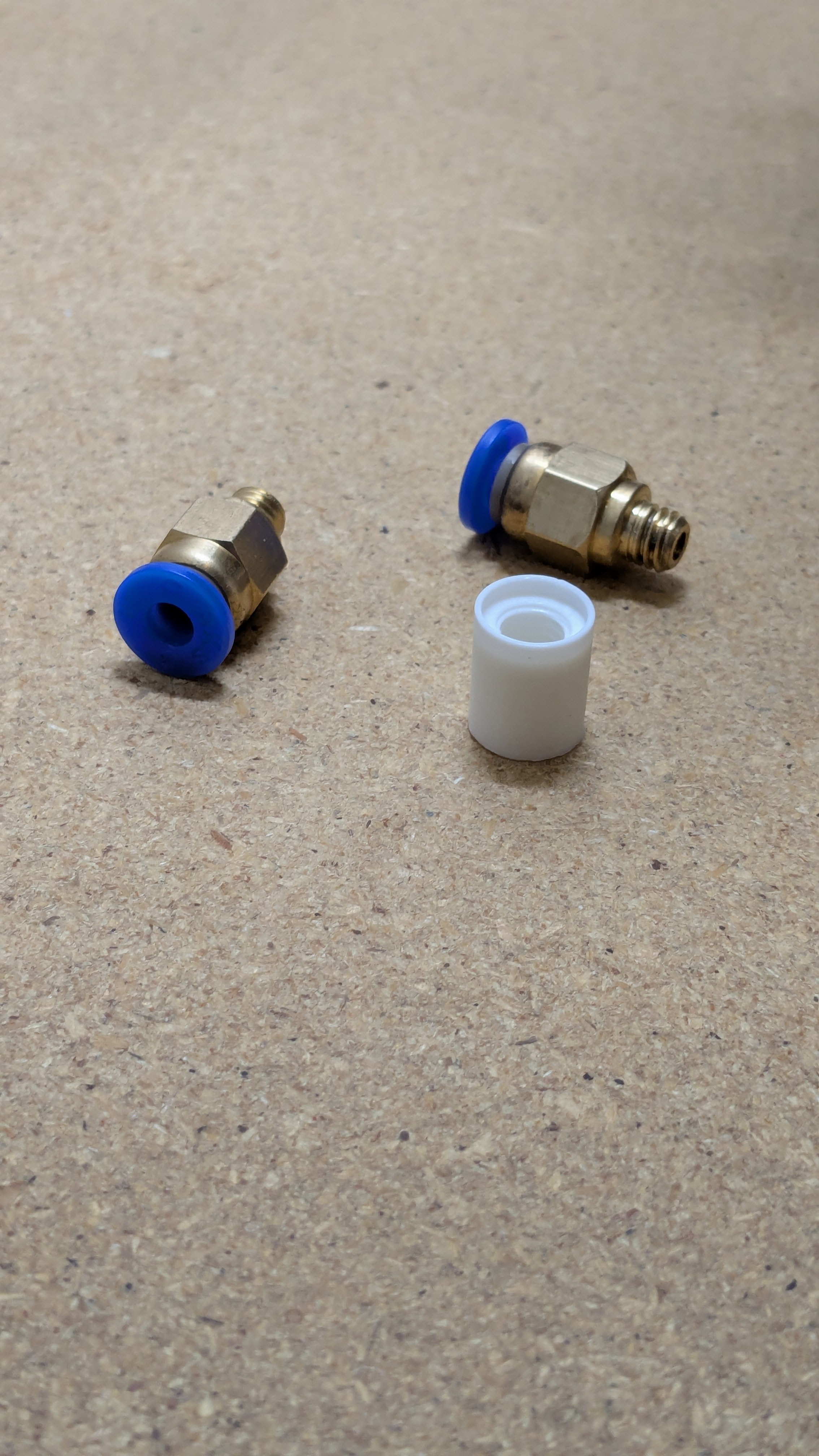 PTFE4mm - M6 connector