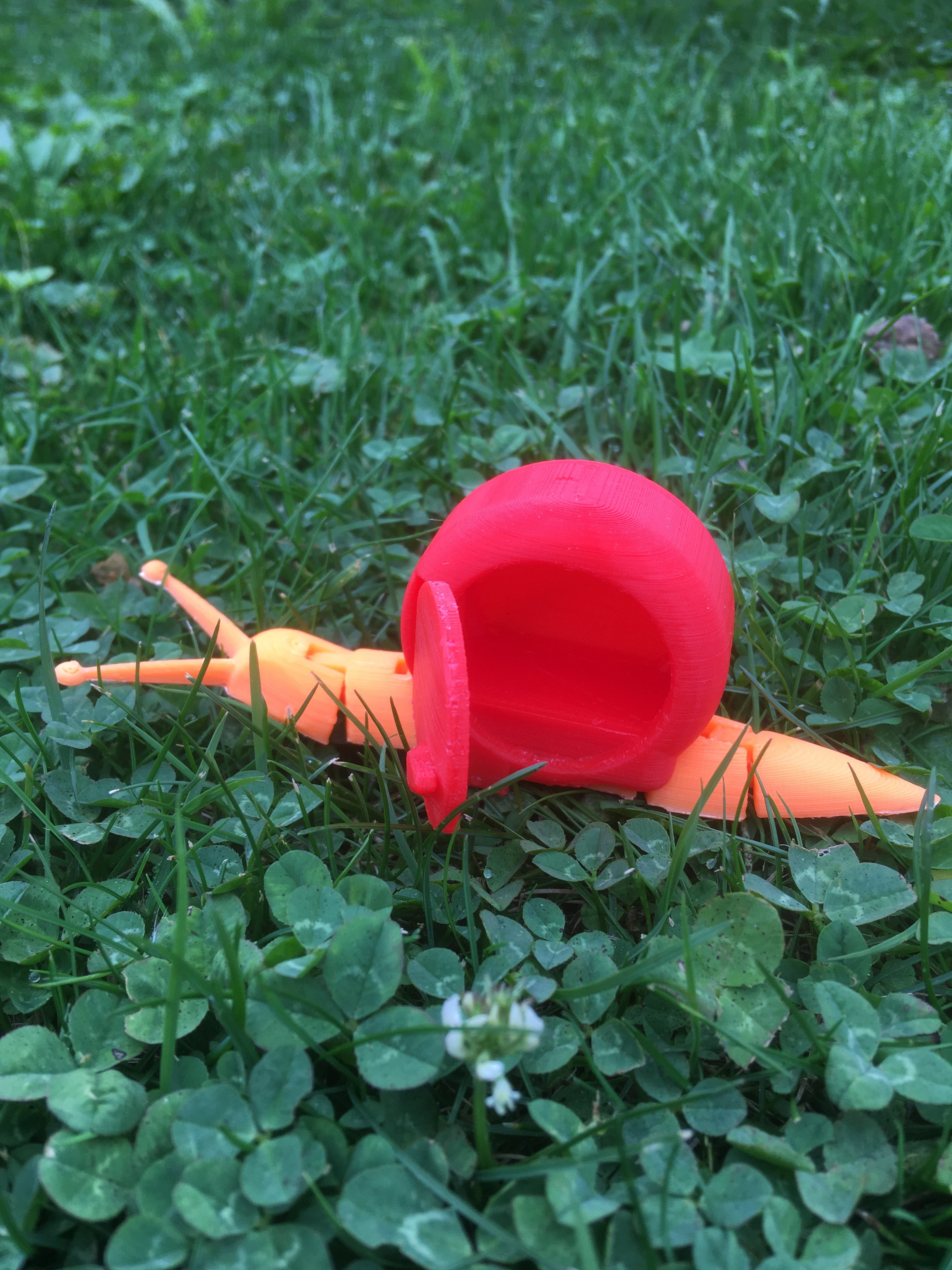 Clip-On Snail Shell for the Articulated Slug