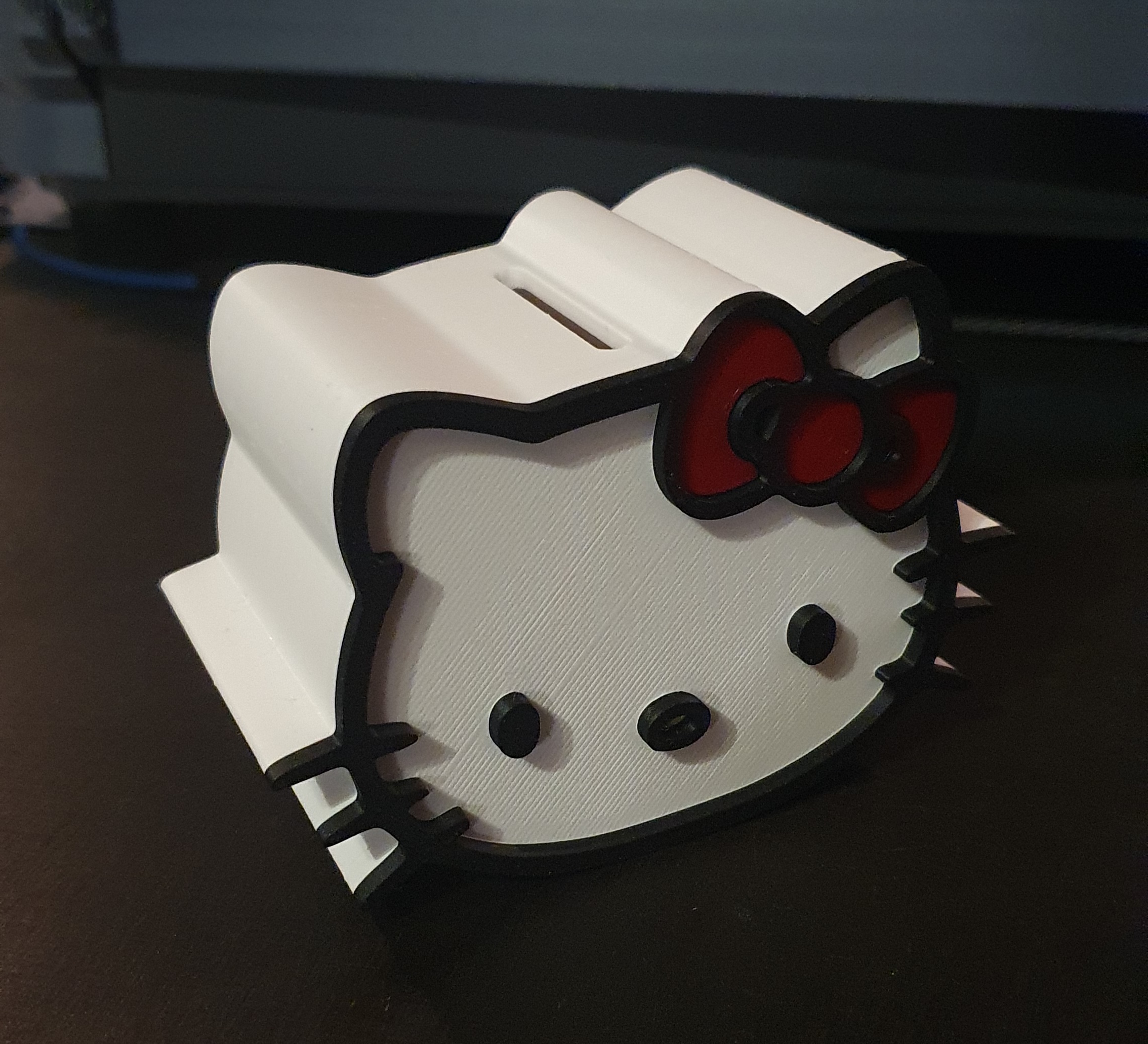 hello kitty piggy bank