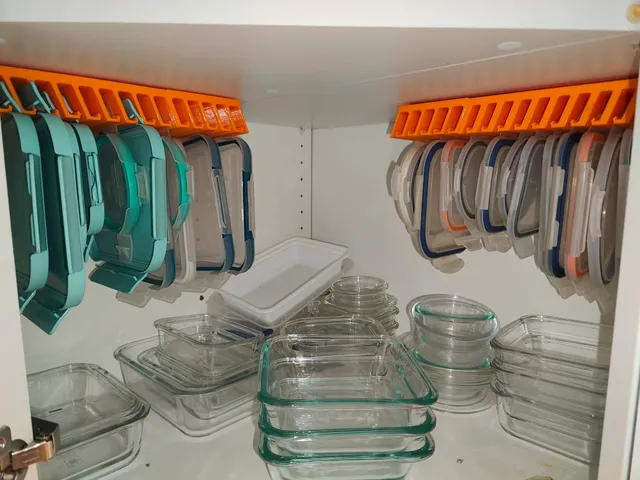 Universal Container Lid Holder