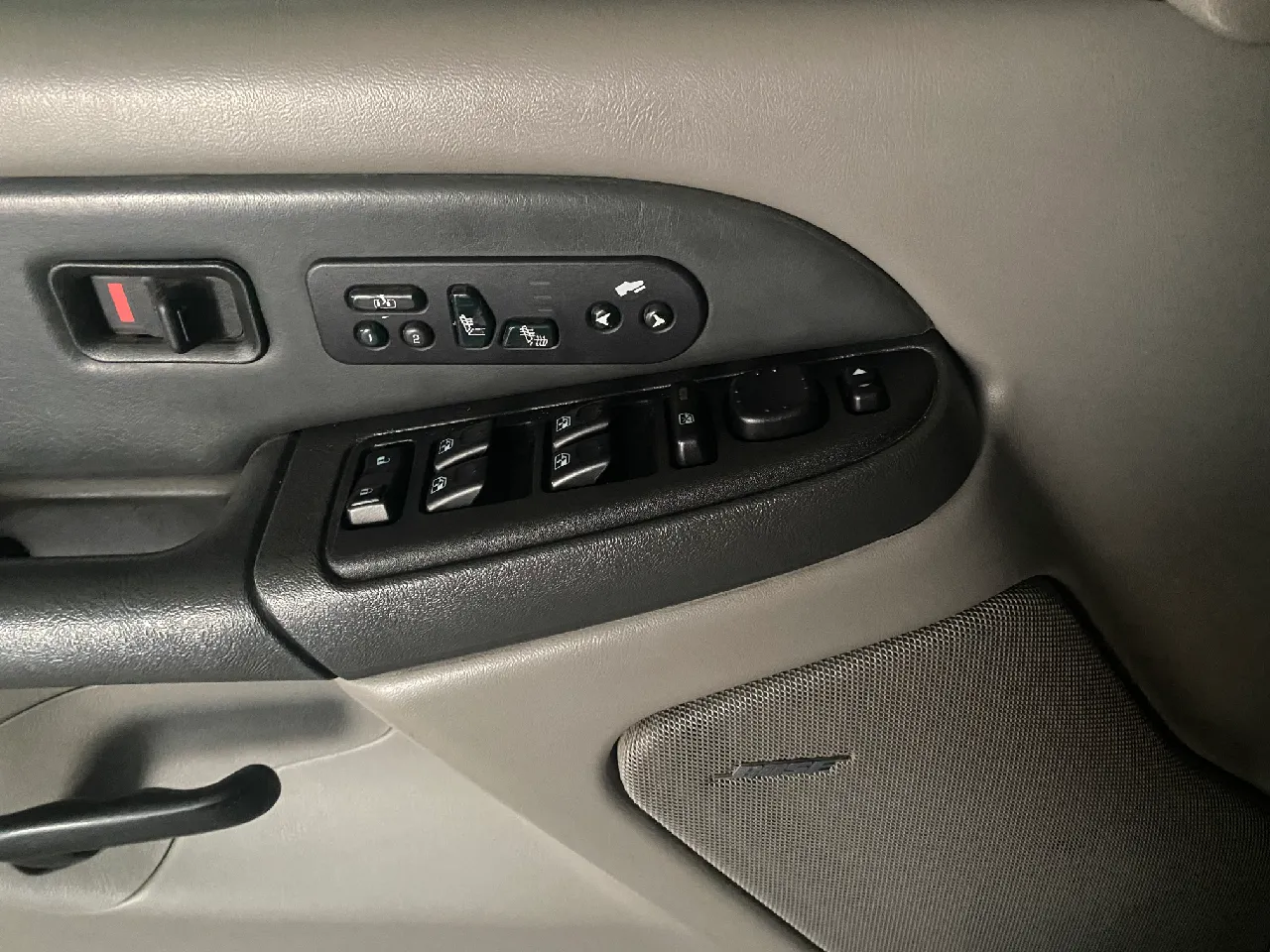 99-07 Silverado window switch 3D printed retention bracket installed