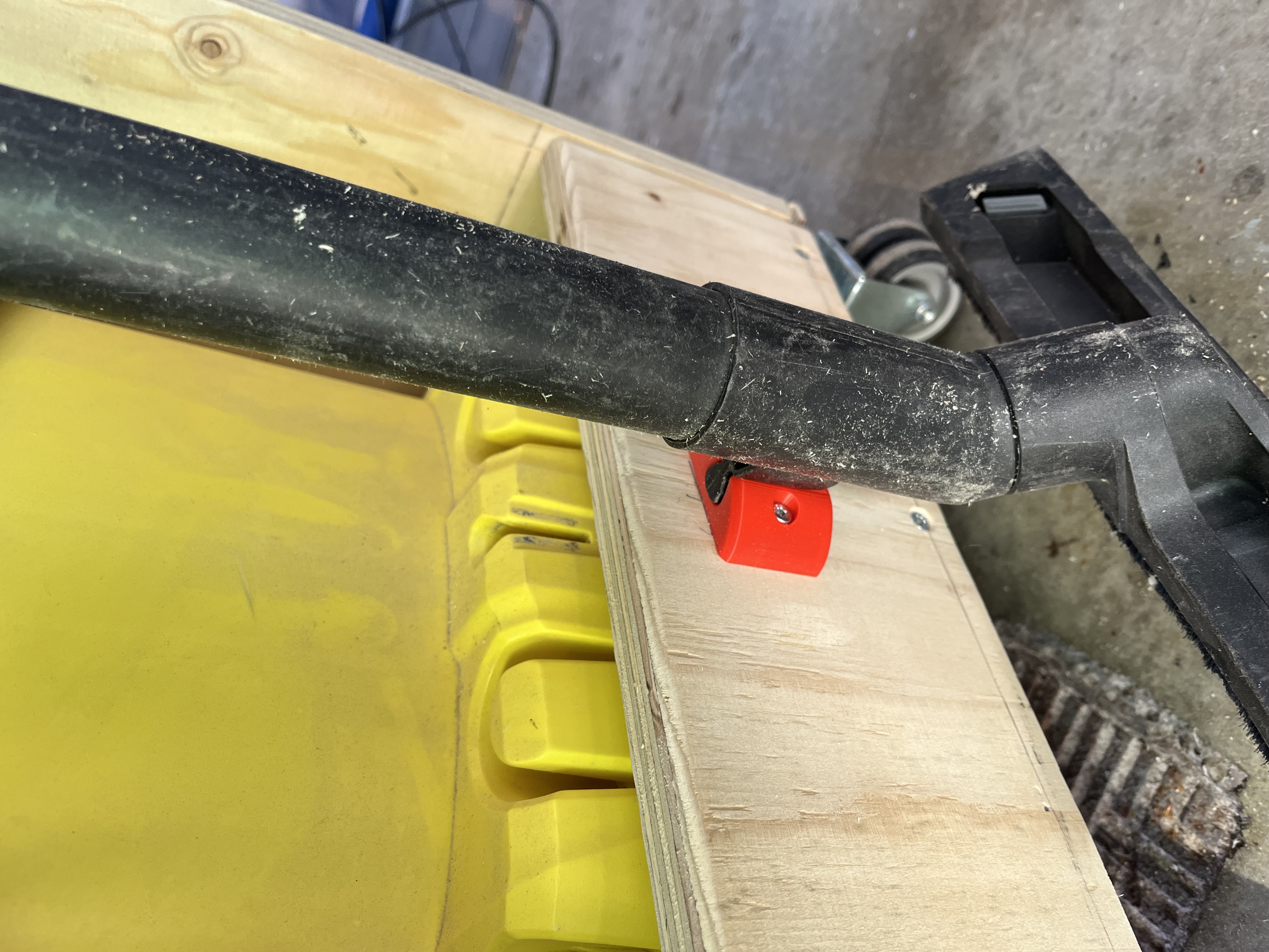 Karcher WD3 Vacuum Wand Mount