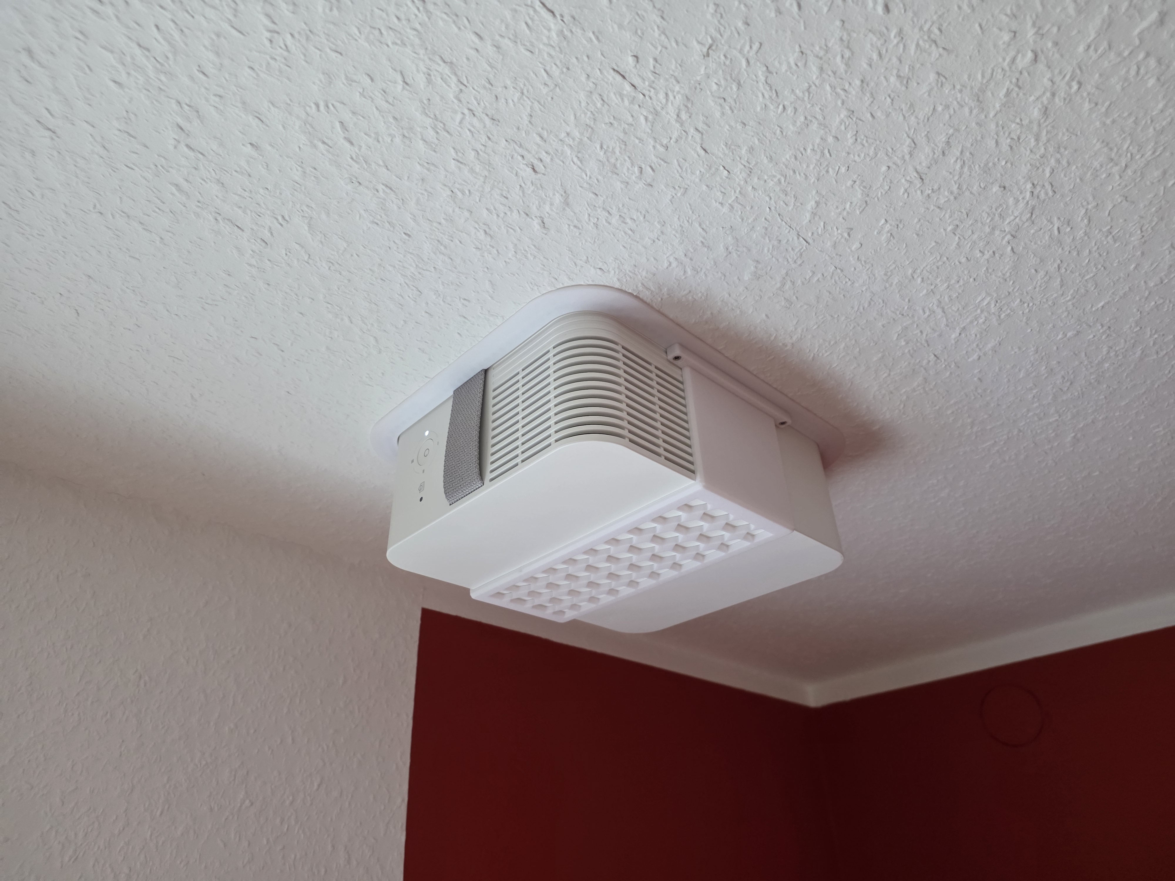 IKEA UPPATVIND ceiling holder
