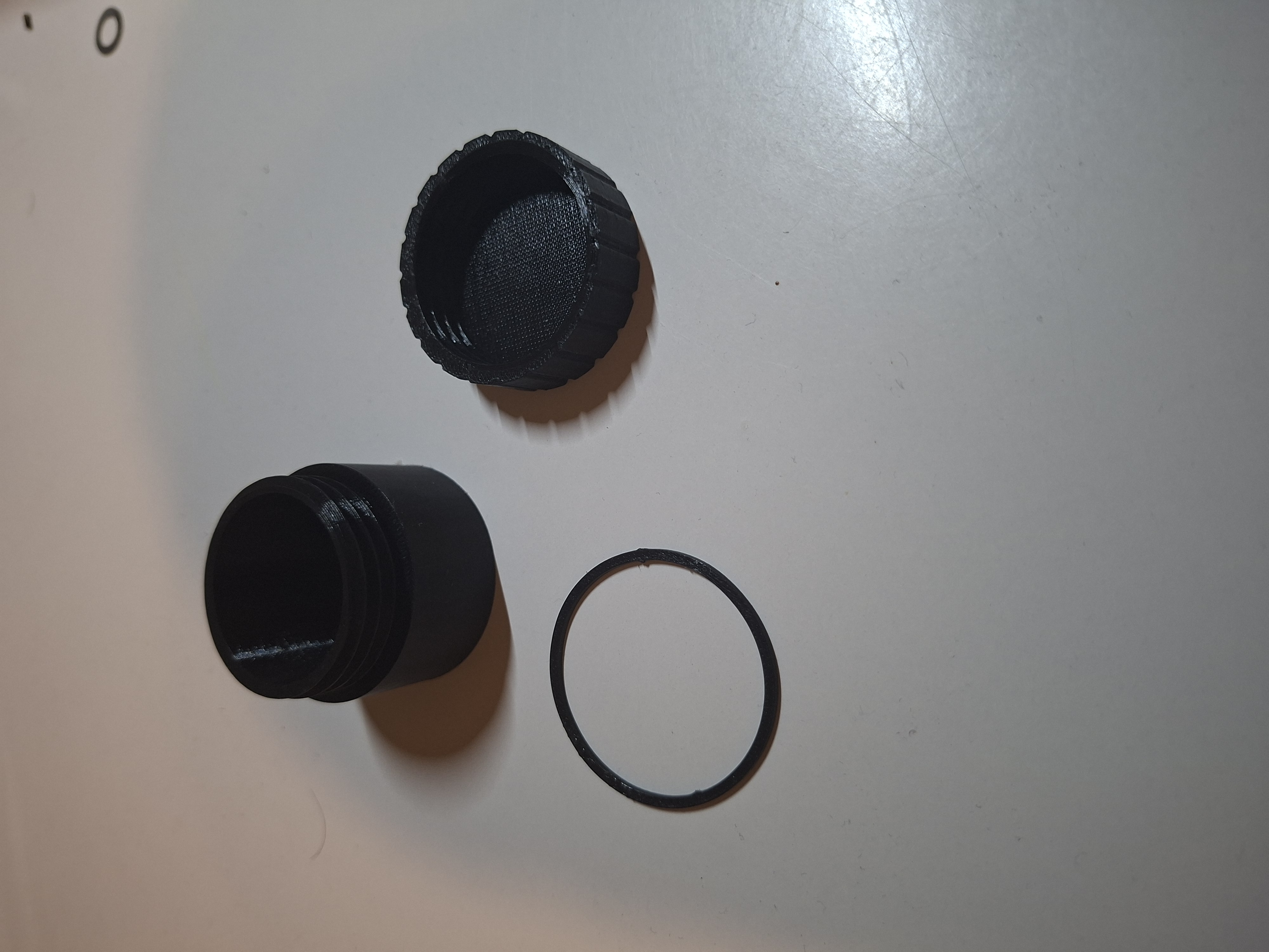 small threaded box