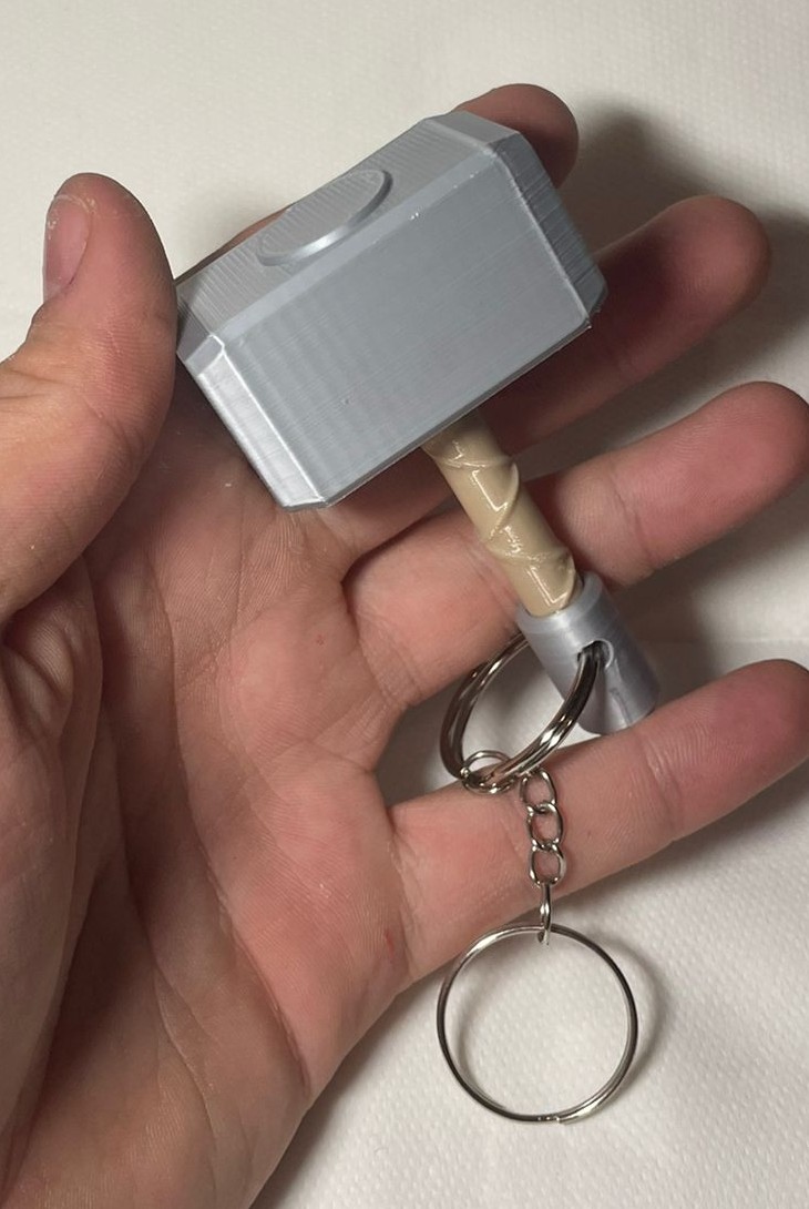 Miniatura 2 do modelo 3D Mini Mjolnir Keychain