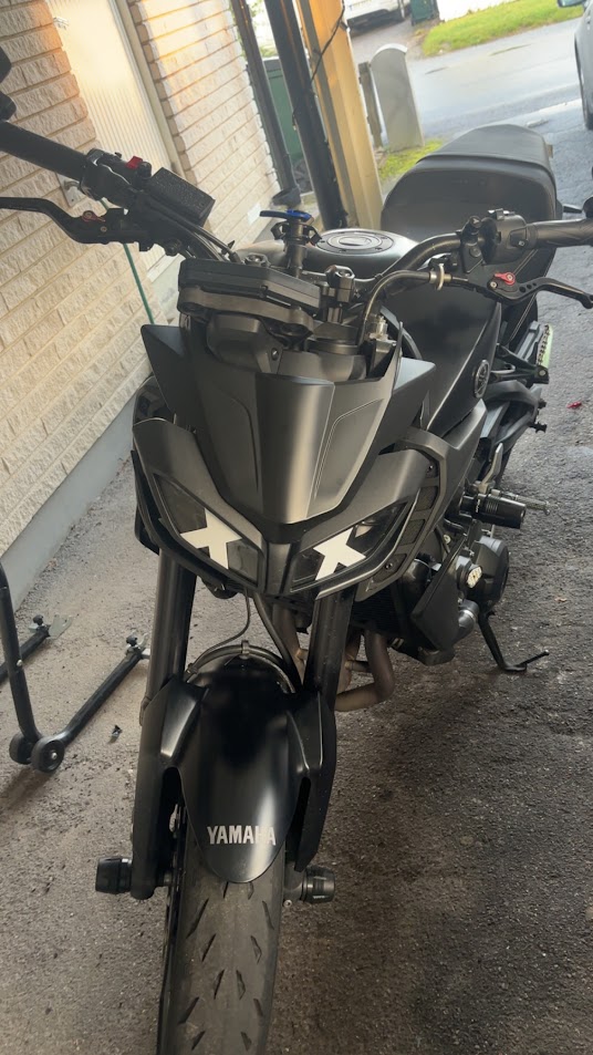 MT-09 Eyes