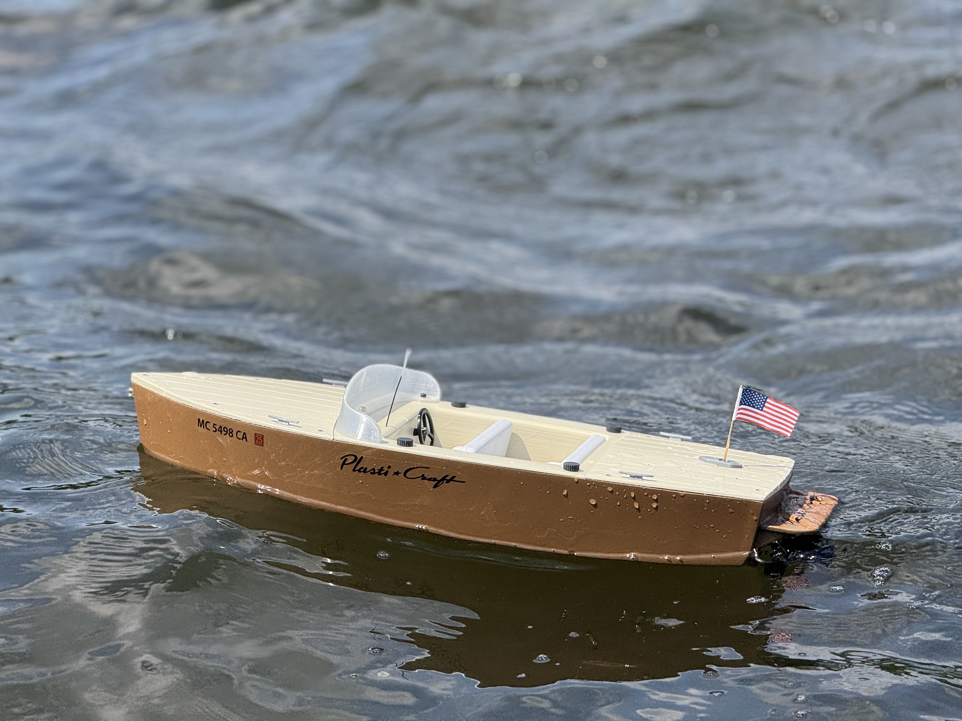 PLASTI-CRAFT R/C Boat