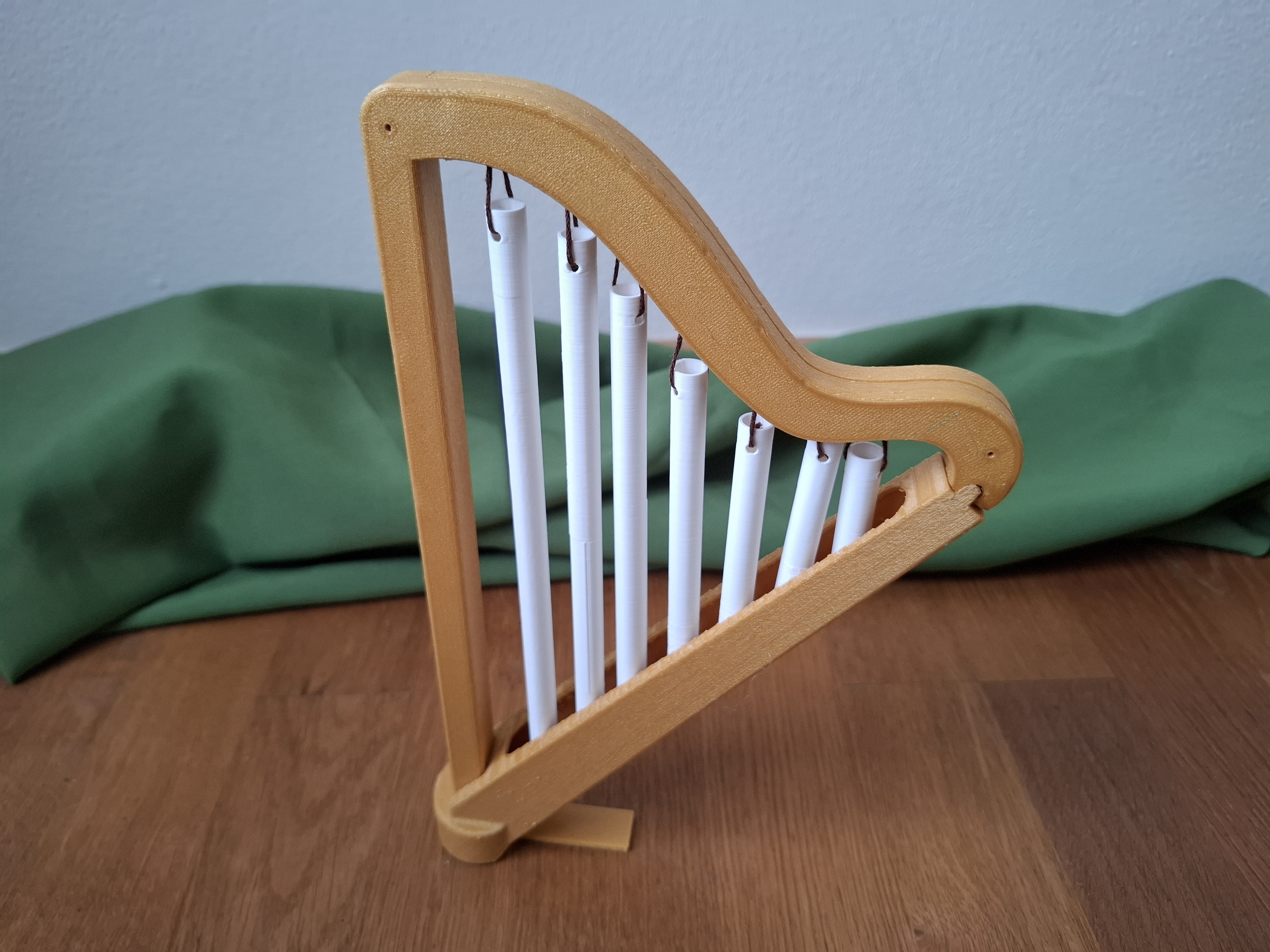 The Virtuoso Harp – Windchime with Real Tuning Mechanism