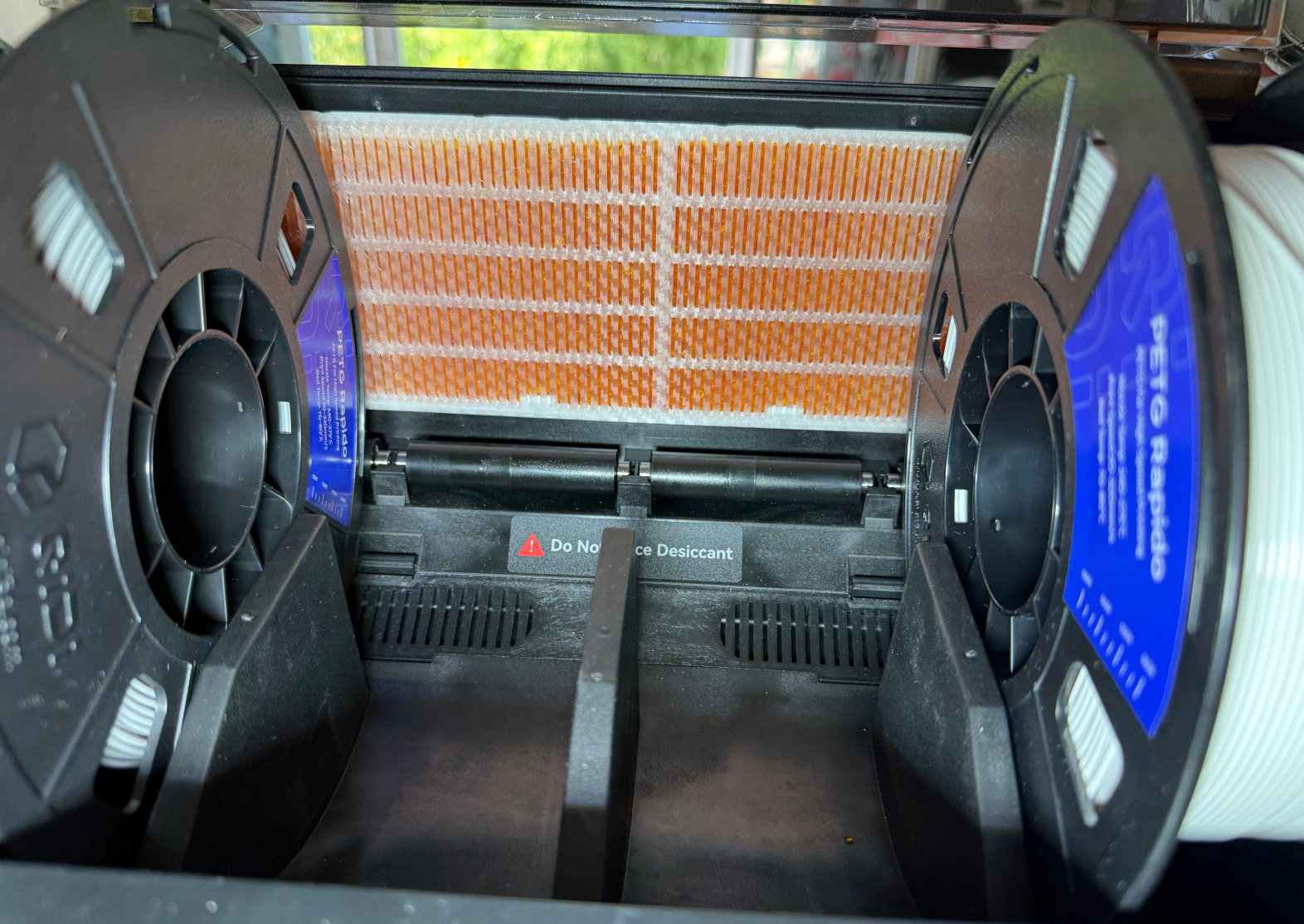 Desiccant Bin for Qidi Box — No Screws, 100% Snap-Fit - Q2 bed compatible.