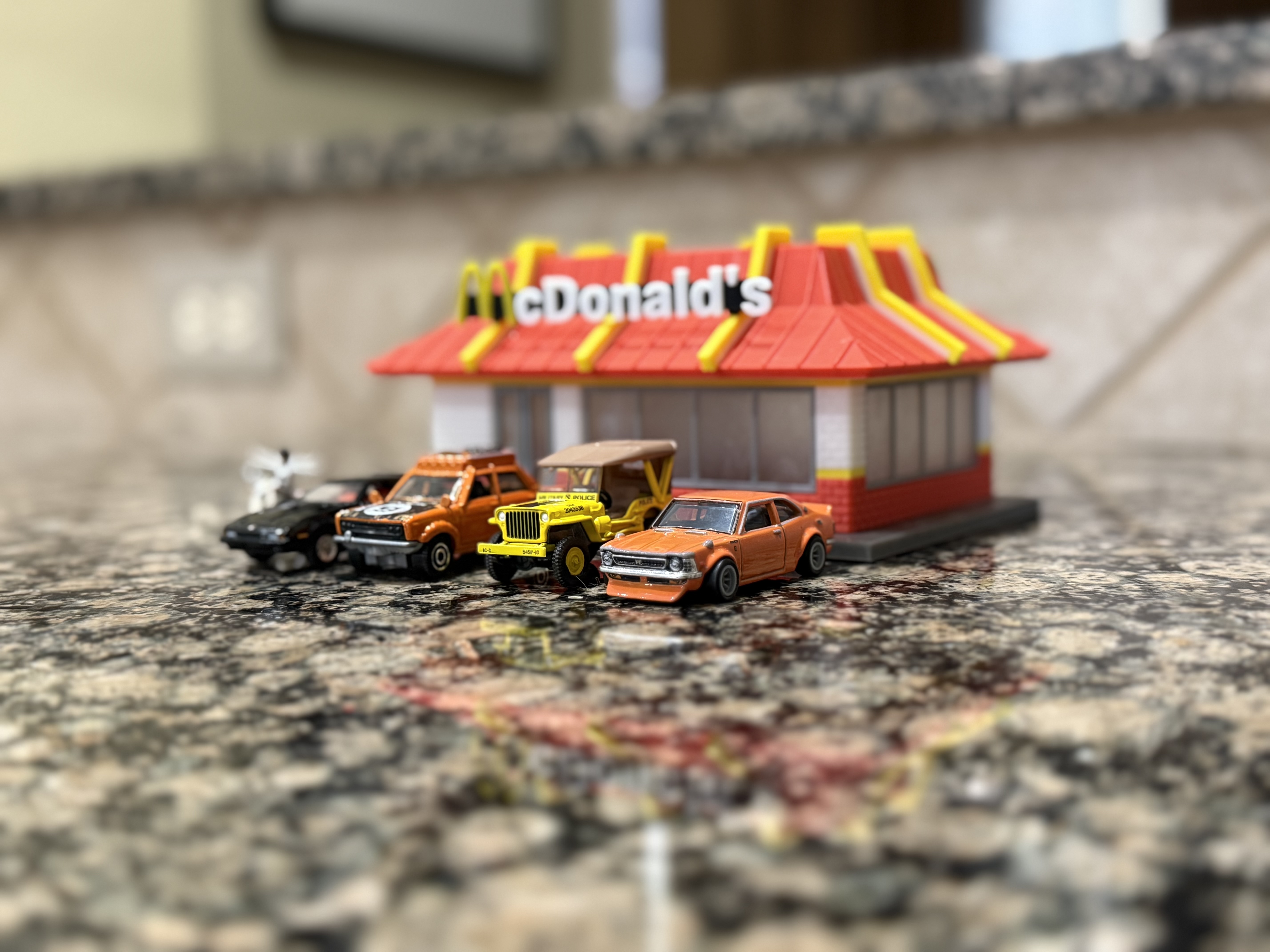 1:64 Classic Mcdonald's Diorama — thumbnail 4