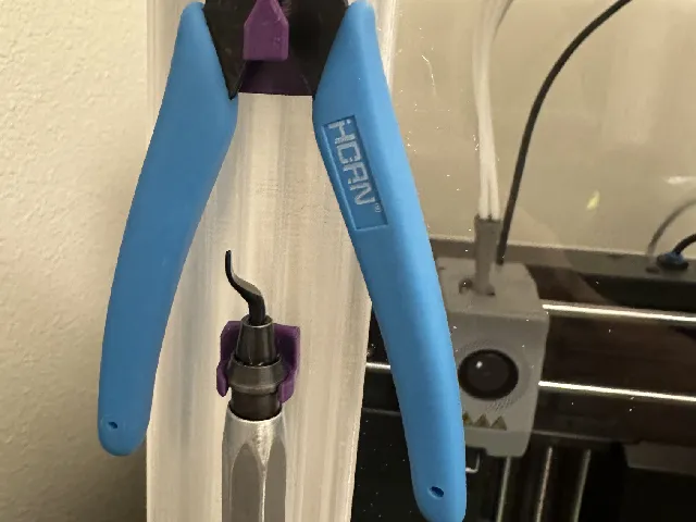 debur tool and snip holder