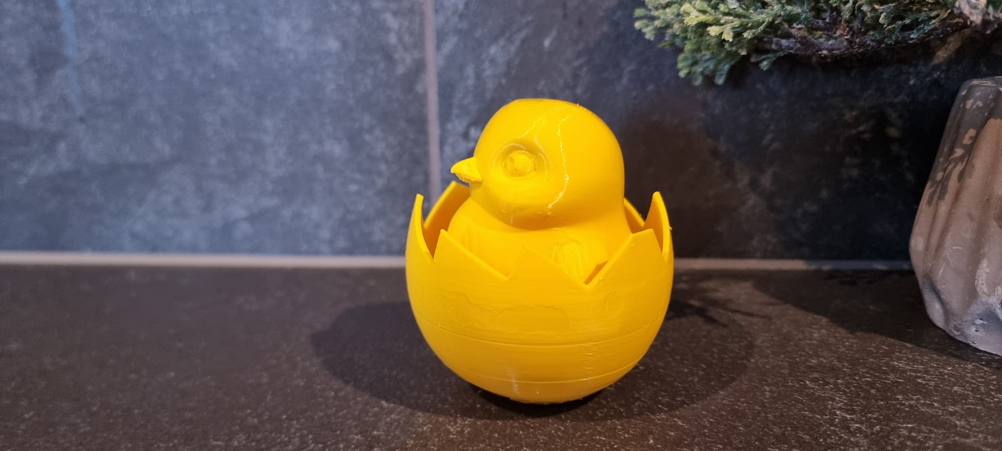 Chick in eggshell — miniatura 3