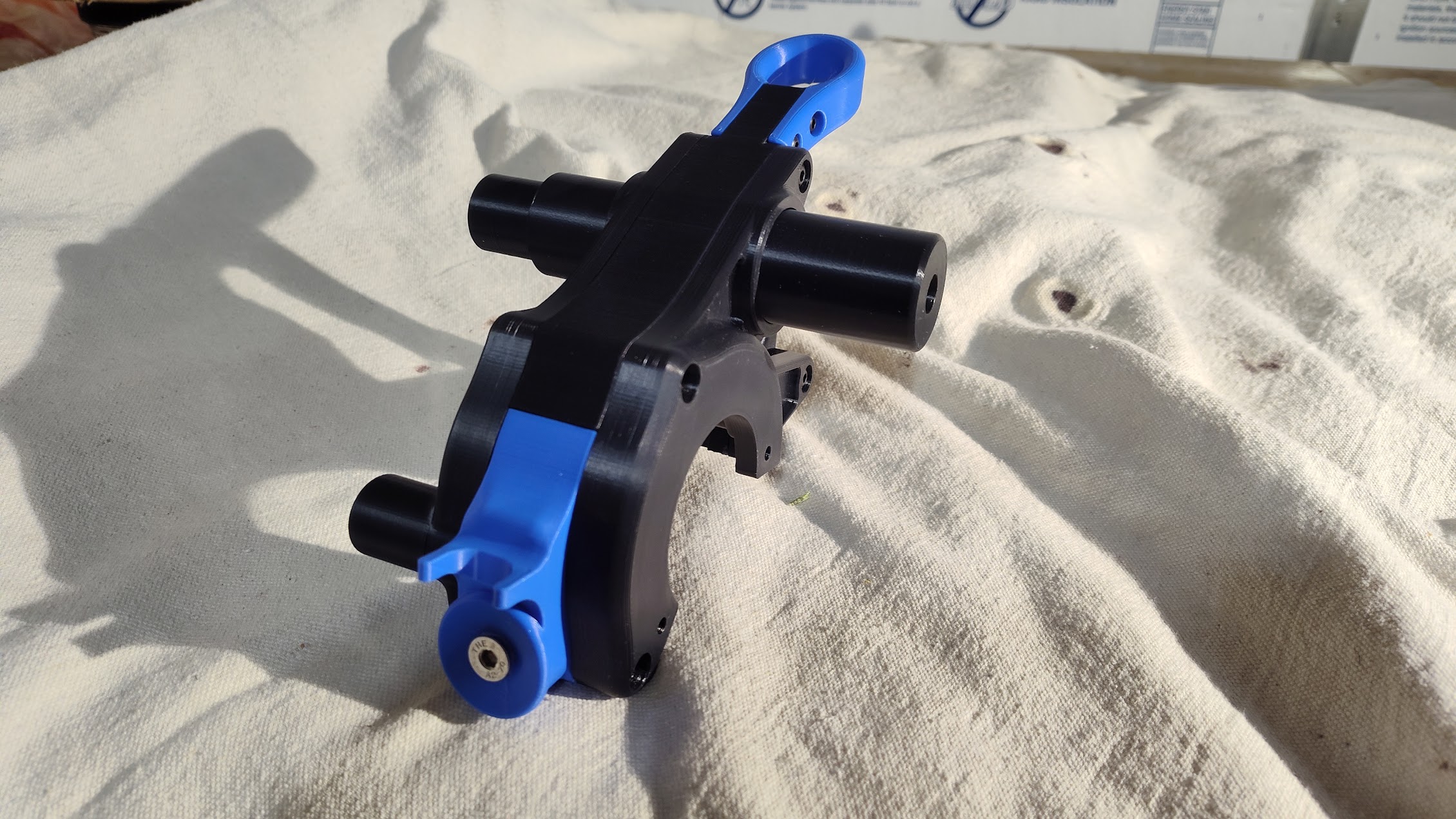 Bowhead RX Cockpit Cover and Cable Guide