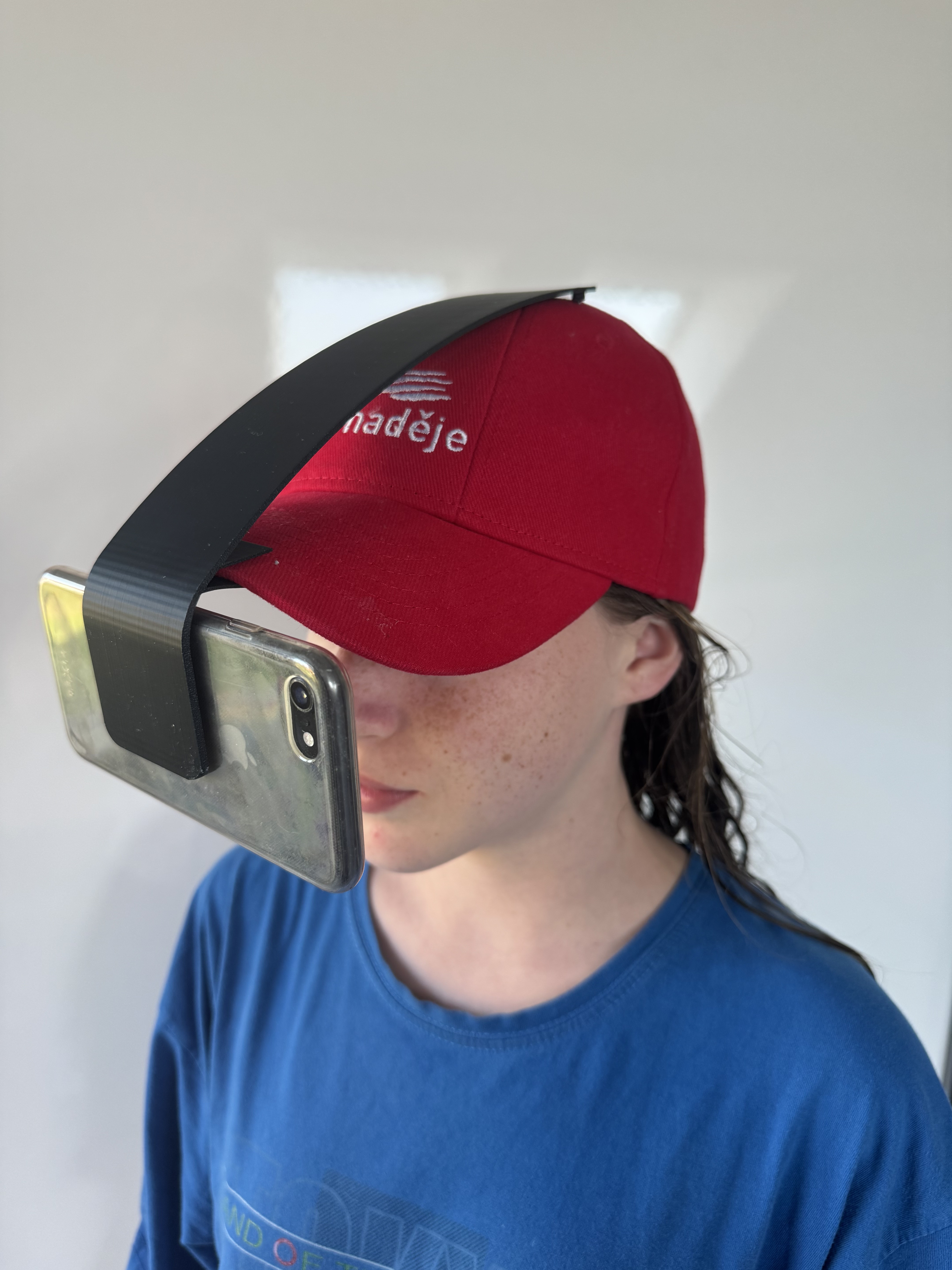 Mobile holder for your cap (handy for POV videos)