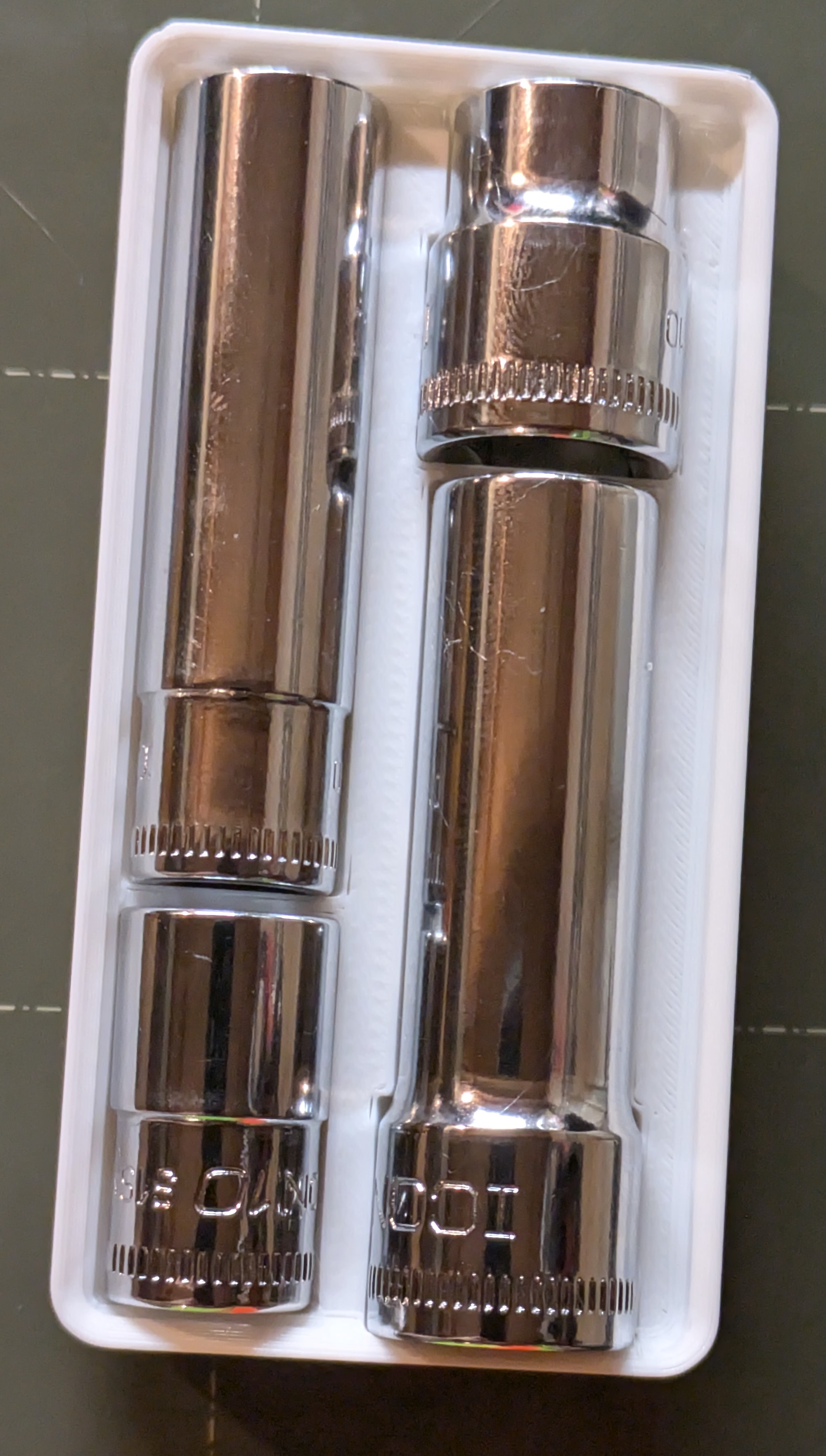 Gridfinity Icon 10mm Socket Set 3D model