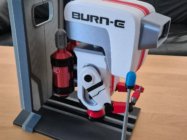 PIXAR character BURN-E from movie "WALL-E"