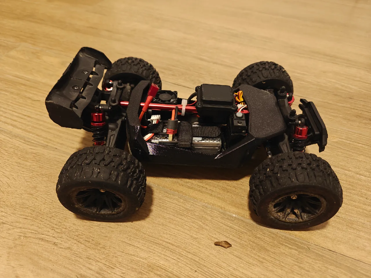 Dust Cover for MJX Hyper Go H14BM / 14210 by Adrián Parisi