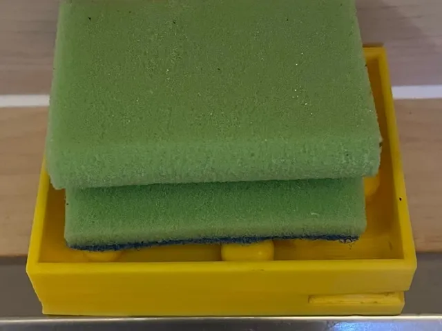 Modern sponge holder with drain
