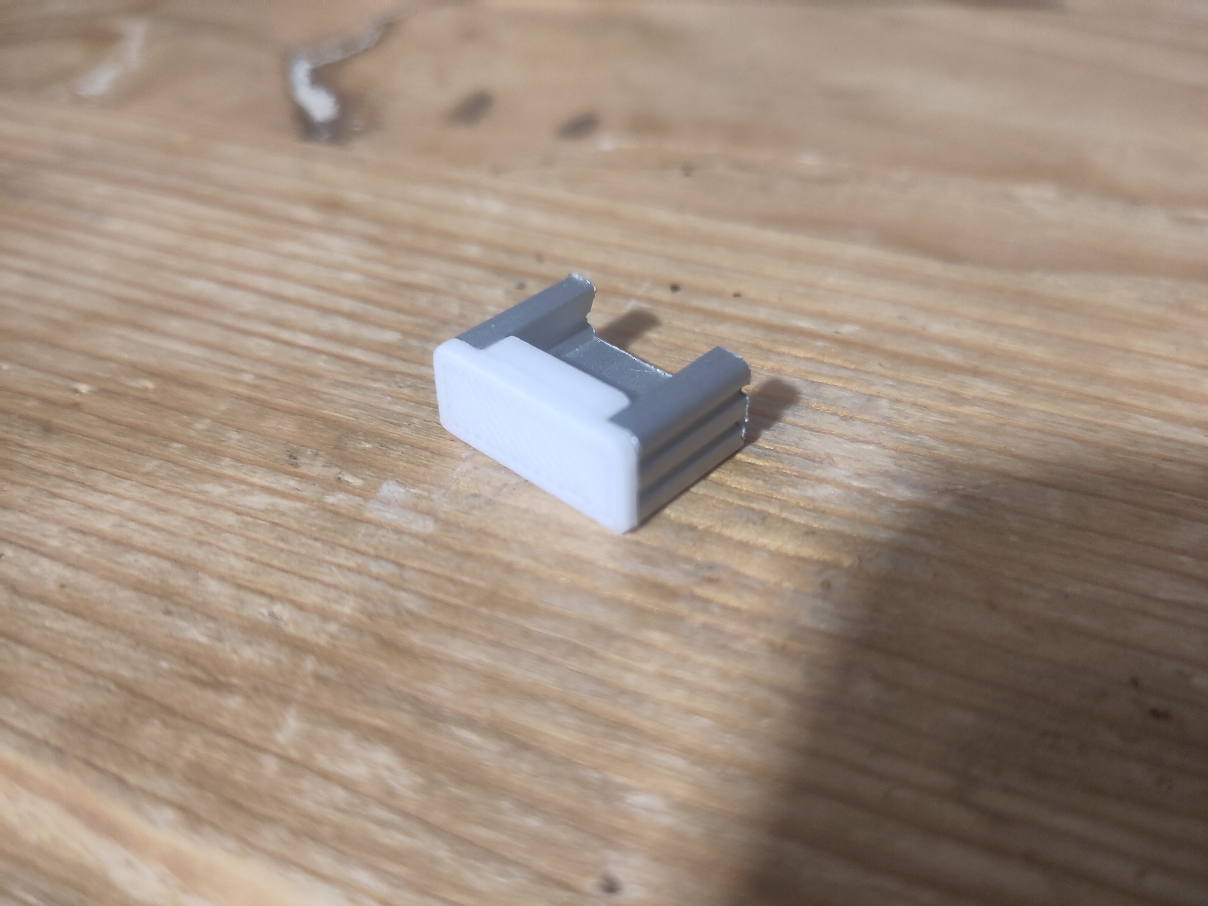 Led Profile Cap