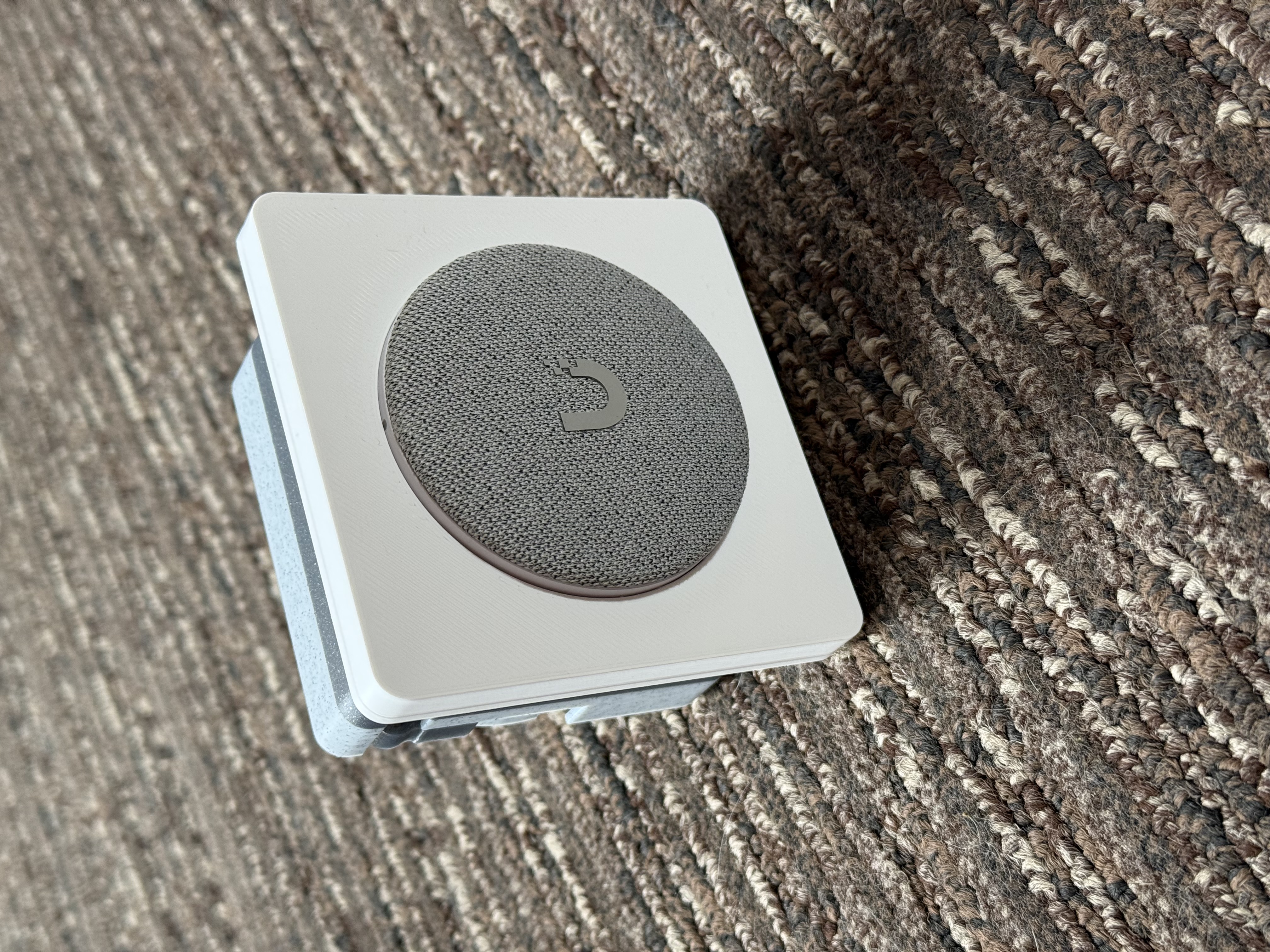 UK Dry lining mount for UniFi PoE Smart Chime
