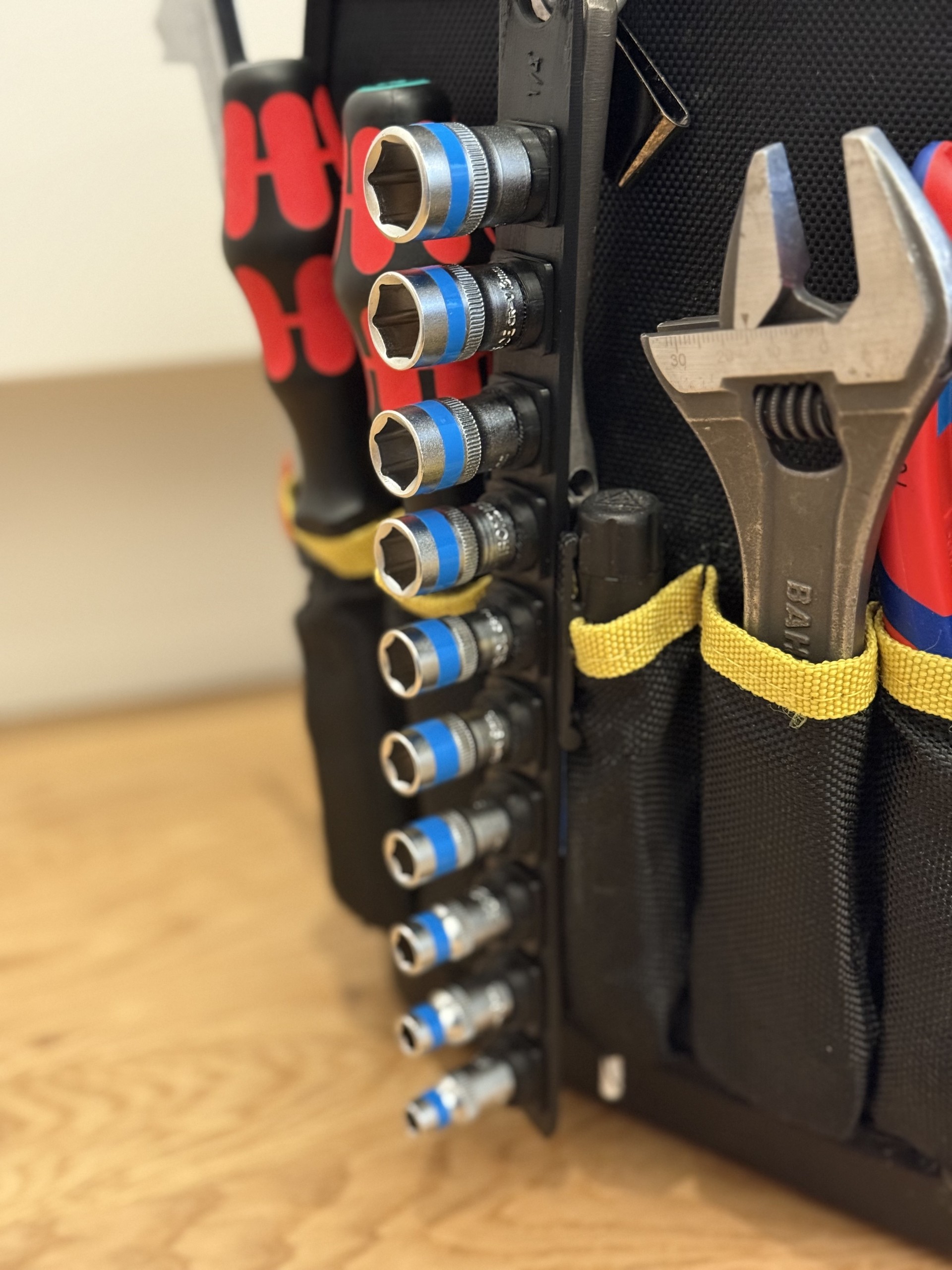 Socket Snap - Socket Holder/Organizer. 1/4' Drive