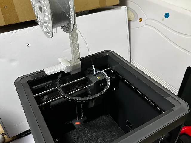 Centauri carbon top spool holder