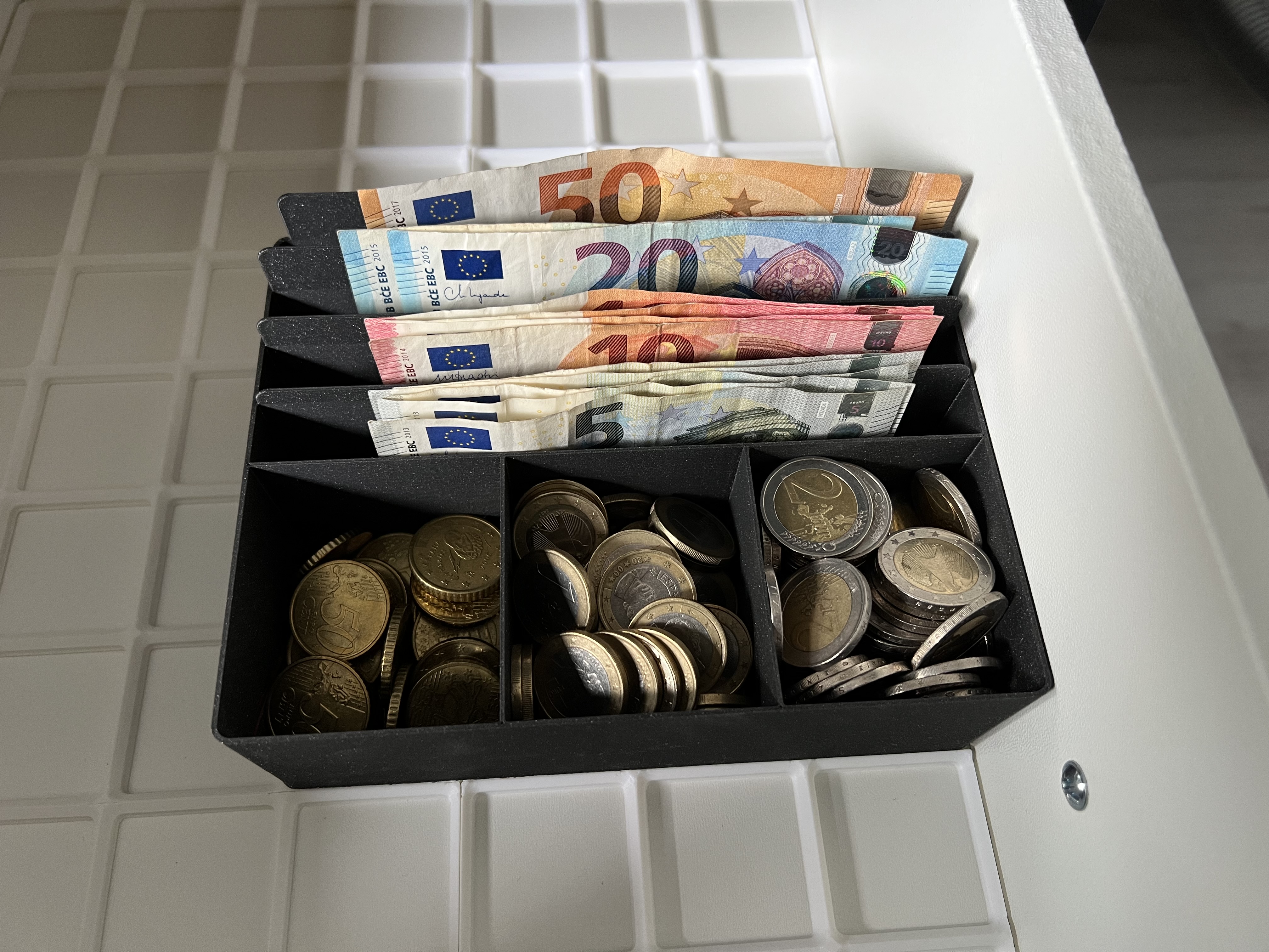Gridfinity euro cash box