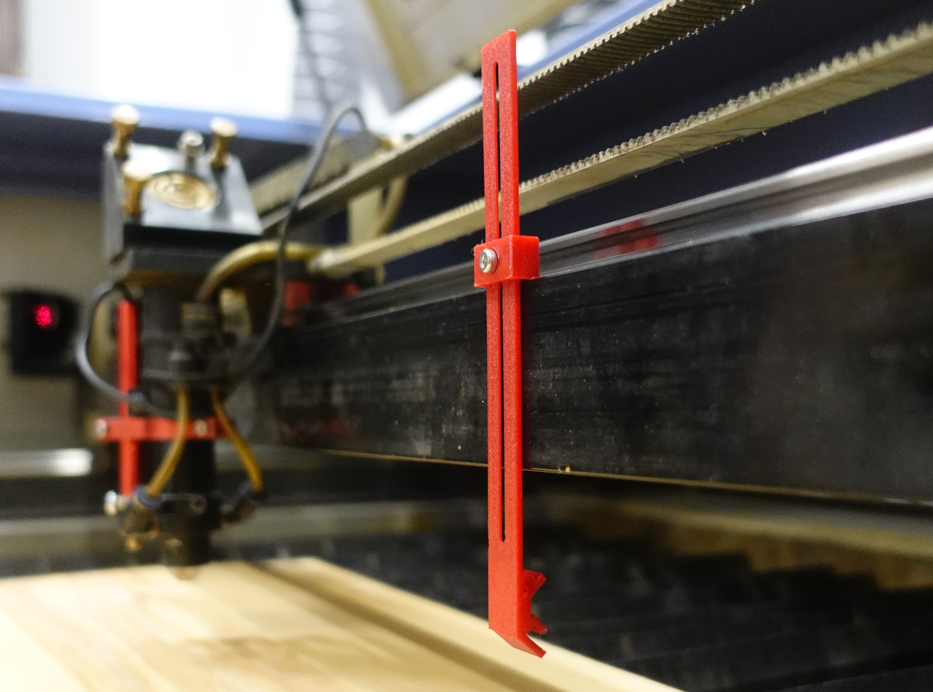 Falling Fred - quick laser refocusing tool