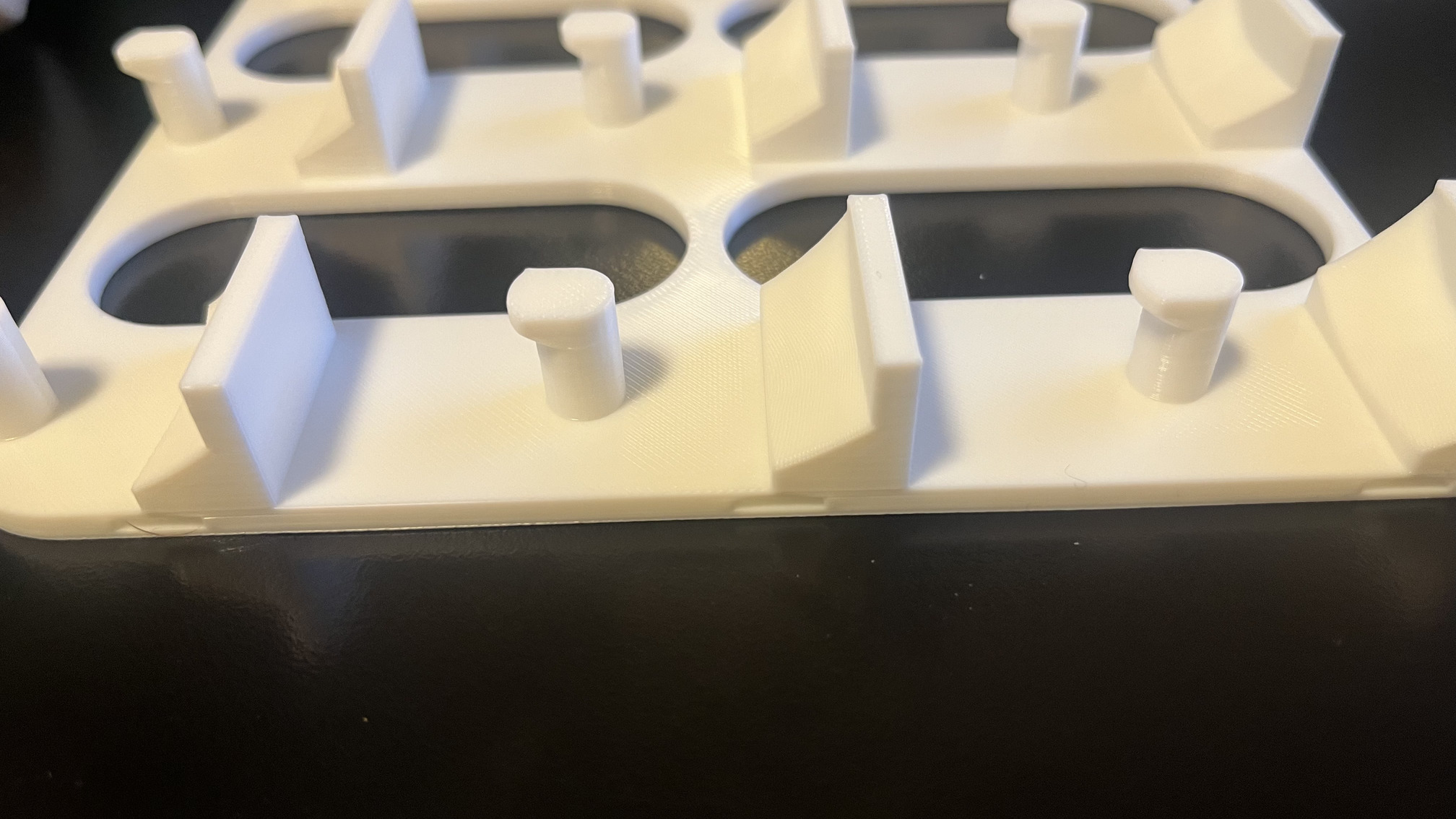 3D Benchy Wall Mount Display Dock 3 x 3 - with tab slots