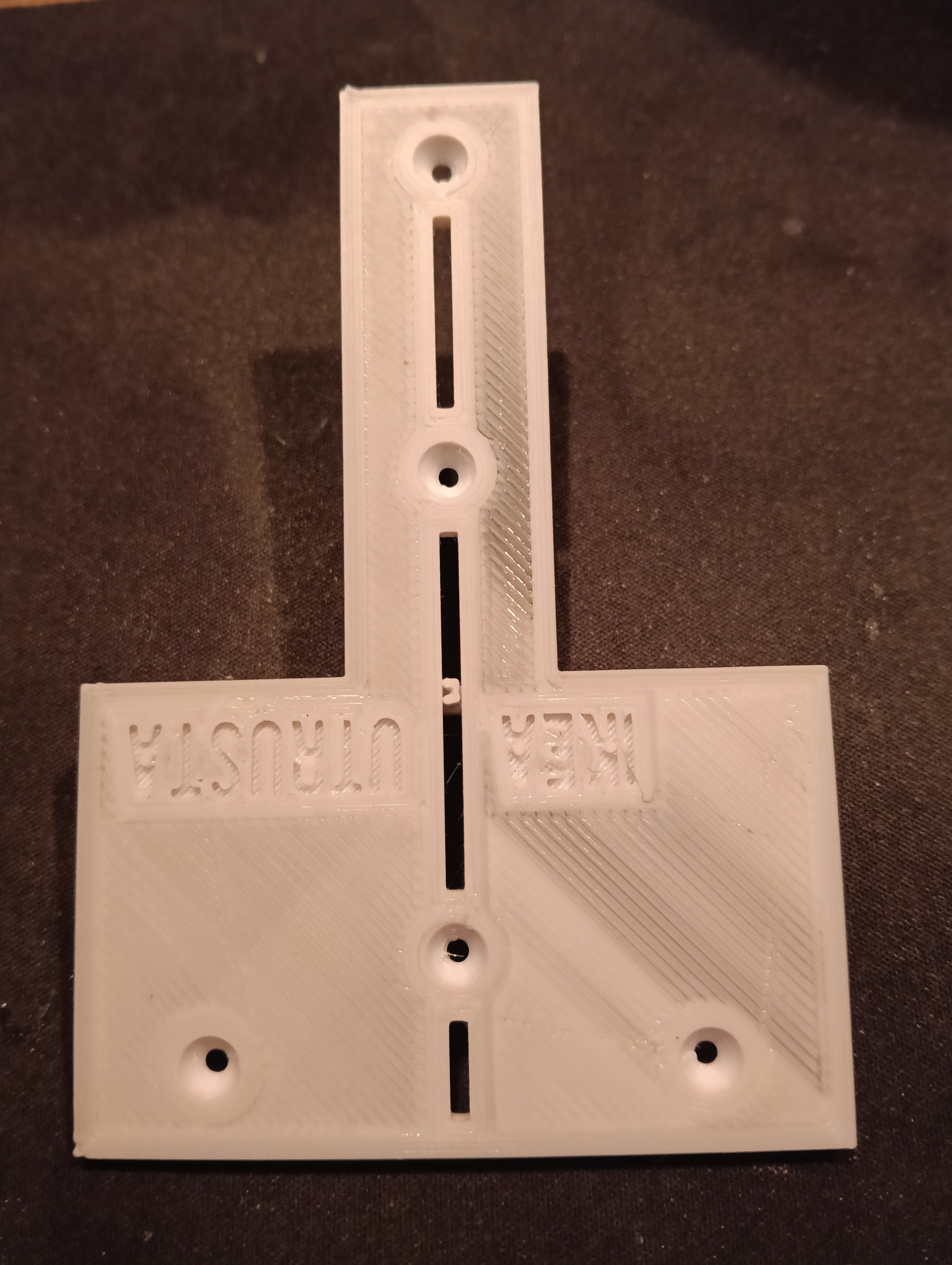 Miniatura 3 do modelo 3D Ikea Utrusta (and Blum Inserta) hinge template